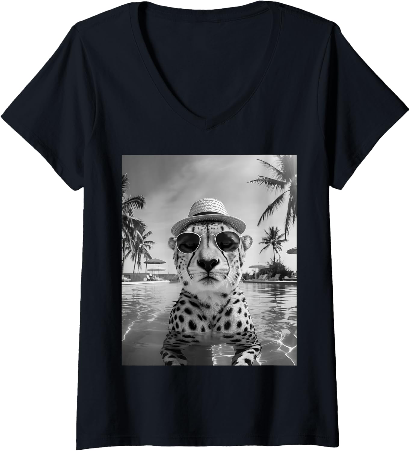Womens Funny Cheetah Selfie Summer Vacation Safari Animal Lover V Neck Apparel Trending US Hot Right Now