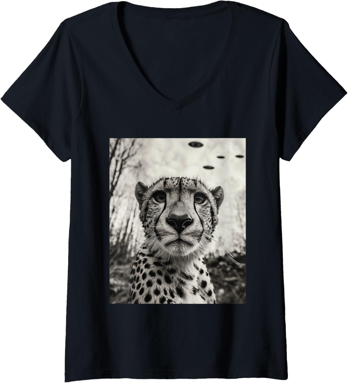 Womens Selfie Funny Alien Selfie Cheetah UFO V Neck Apparel Premium Print Everyday Wear