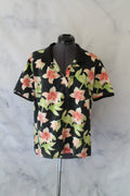 Vintage 90s Hawaiian Print Polo Graphic Tee – Premium Graphic · Trending Graphic Apparel