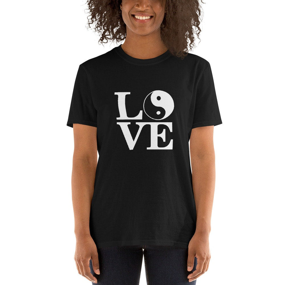 Yin Yang Symbole Love Meditation T Shirt Graphic Tee – Warm & Stylish · Great Gift For Fans