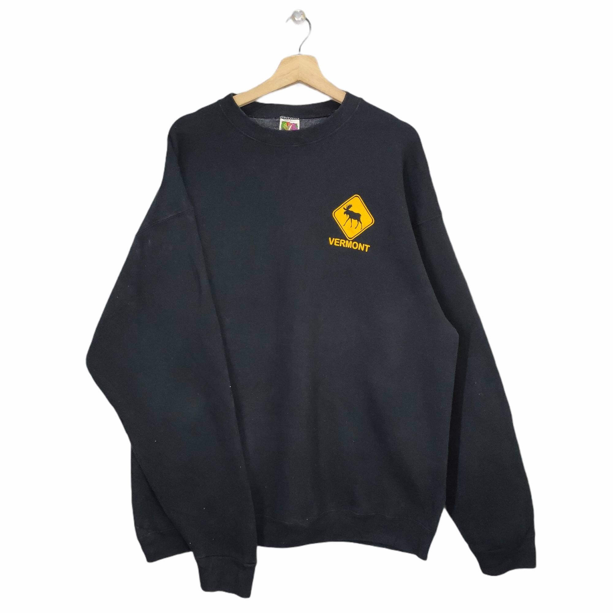90s Vermont Moose Sweatshirt X large Vintage Fruit of The Loom University of Vermont Sweater Jumper Pullover Crewneck Black Size XL Sweatshirt – Everyday Comfort · High-Quality Print
