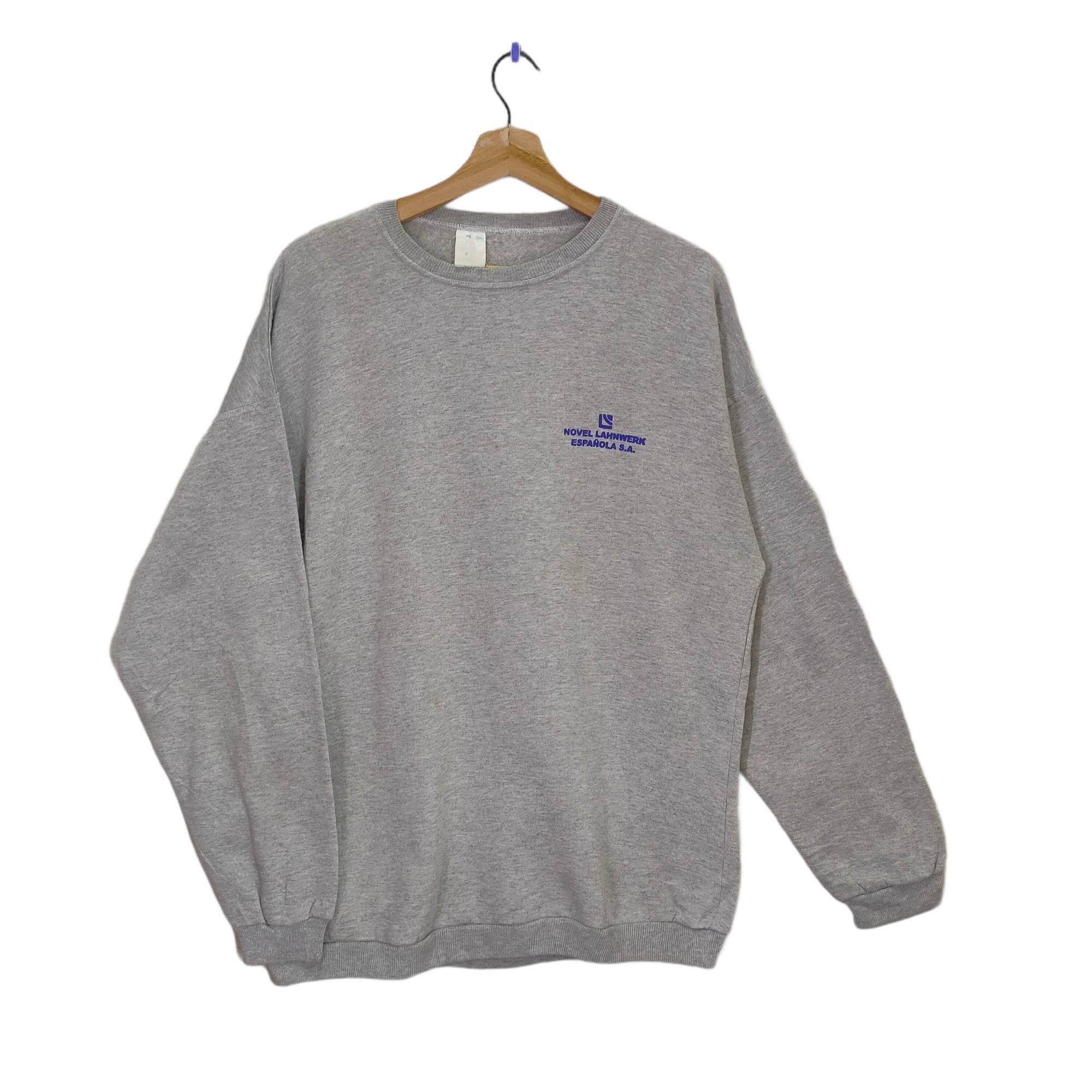 90s Novel Lahnwerk Espanola SA Sweatshirt Large Vintage Sweater Jumper Pullover Crewneck Gray Size L Sweatshirt – Aesthetic Look · Great Gift For Fans