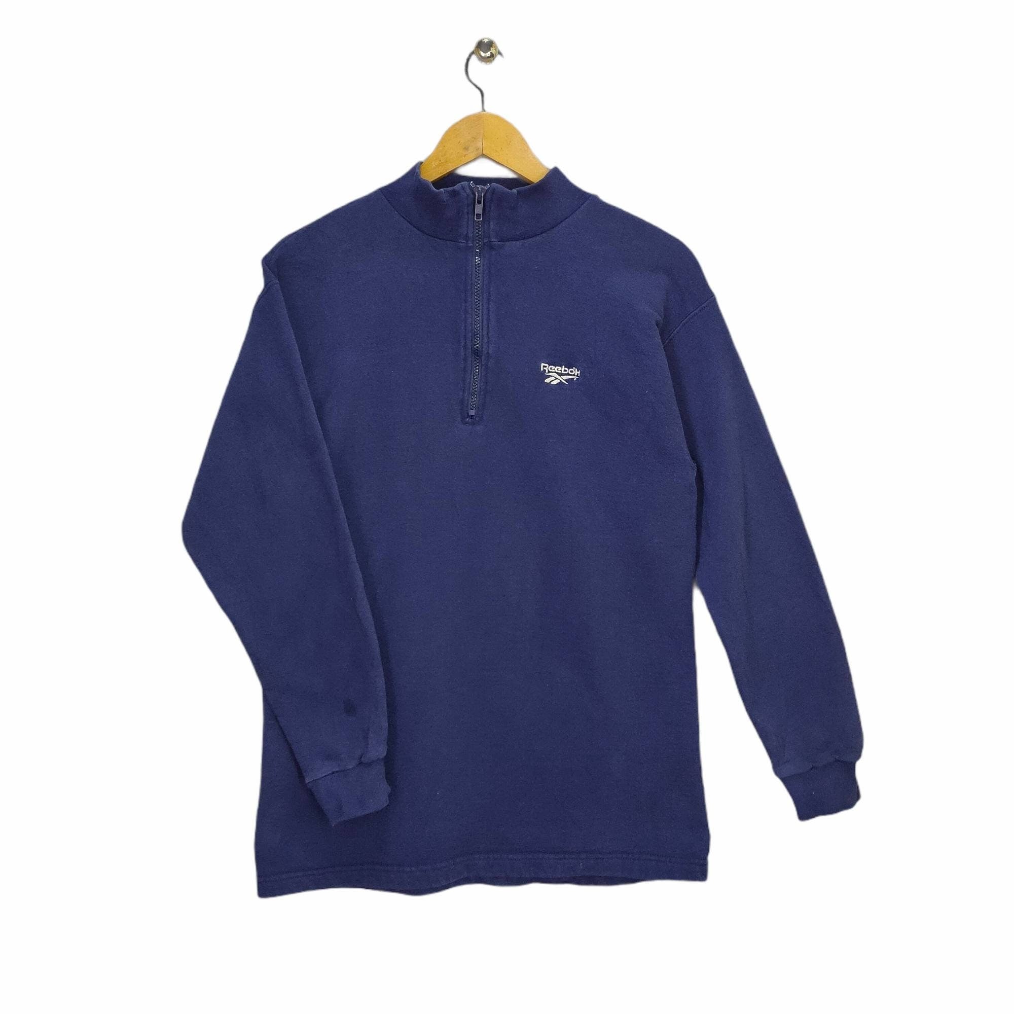 90s REEBOK Sweater Small Vintage Reebok Embroidery Sweatshirt Jumper Pullover Quarter Zip Navy Blue Size S Sweatshirt – Easygoing Wear · High-Quality Print