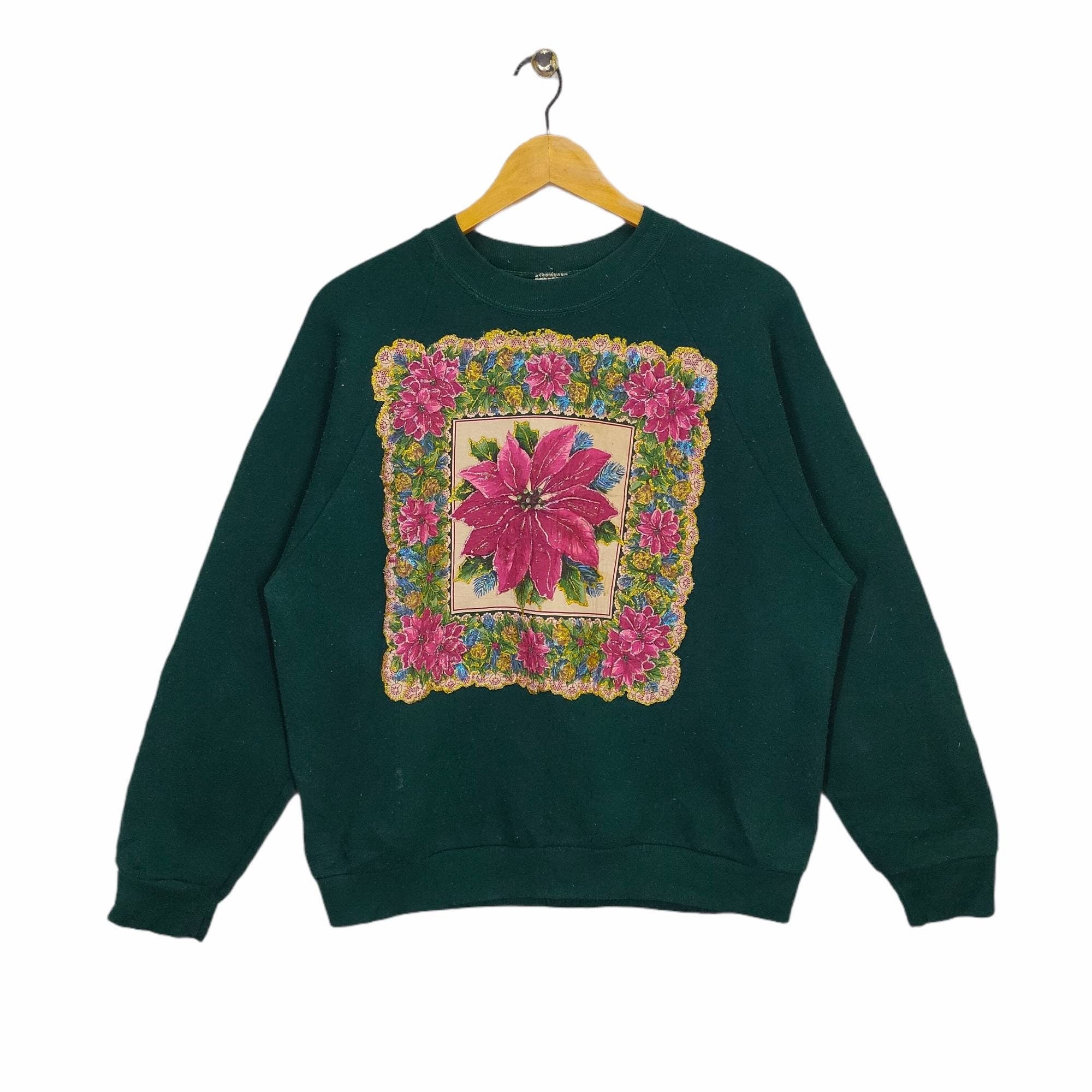 90s Botanical Floral Sweatshirt Raglan Vintage Wildflower Sweater Jumper Pullover Crewneck Green Size M Sweatshirt – Feel-Good Design · Perfect For Daily Wear