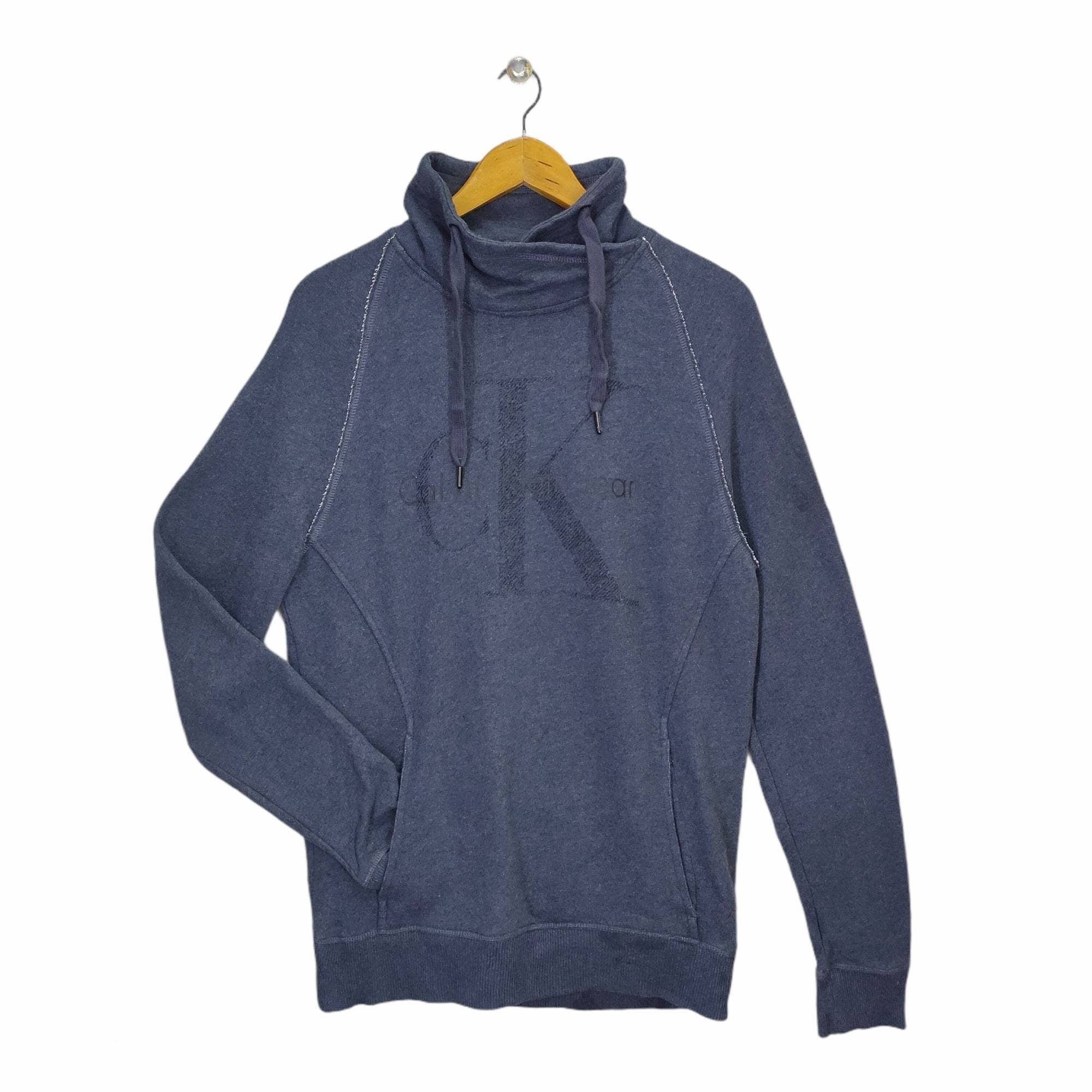 Calvin Klein Sweater Medium Vintage CK Sweatshirt Pullover Turtle Neck Size M Sweatshirt – Feel-Good Design · High-Quality Print