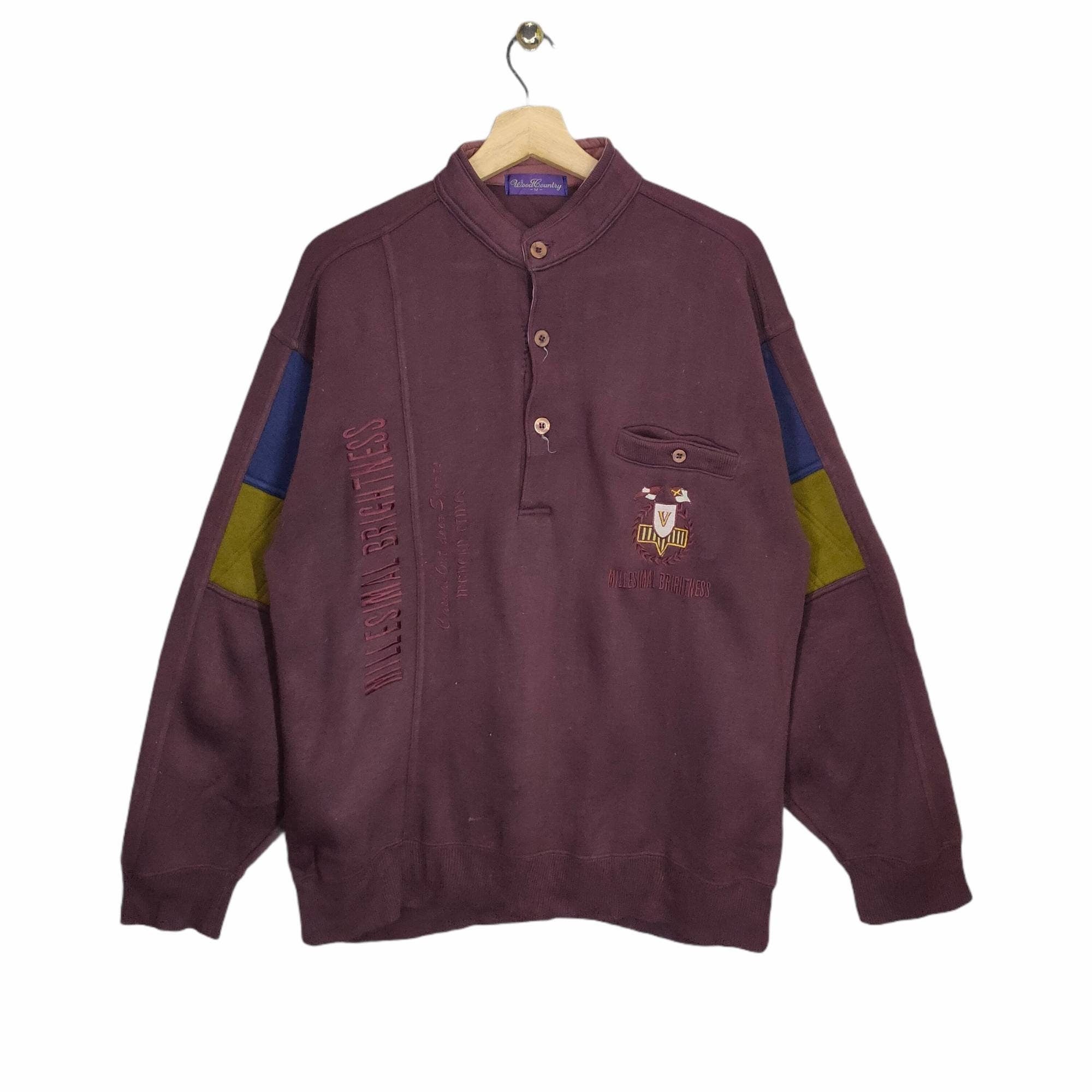 90s Wood Country Sweater Medium Vintage Colorblock Sweatshirt Jumper Pullover Crewneck Maroon Size M Sweatshirt – Warm & Stylish · Perfect For Daily Wear