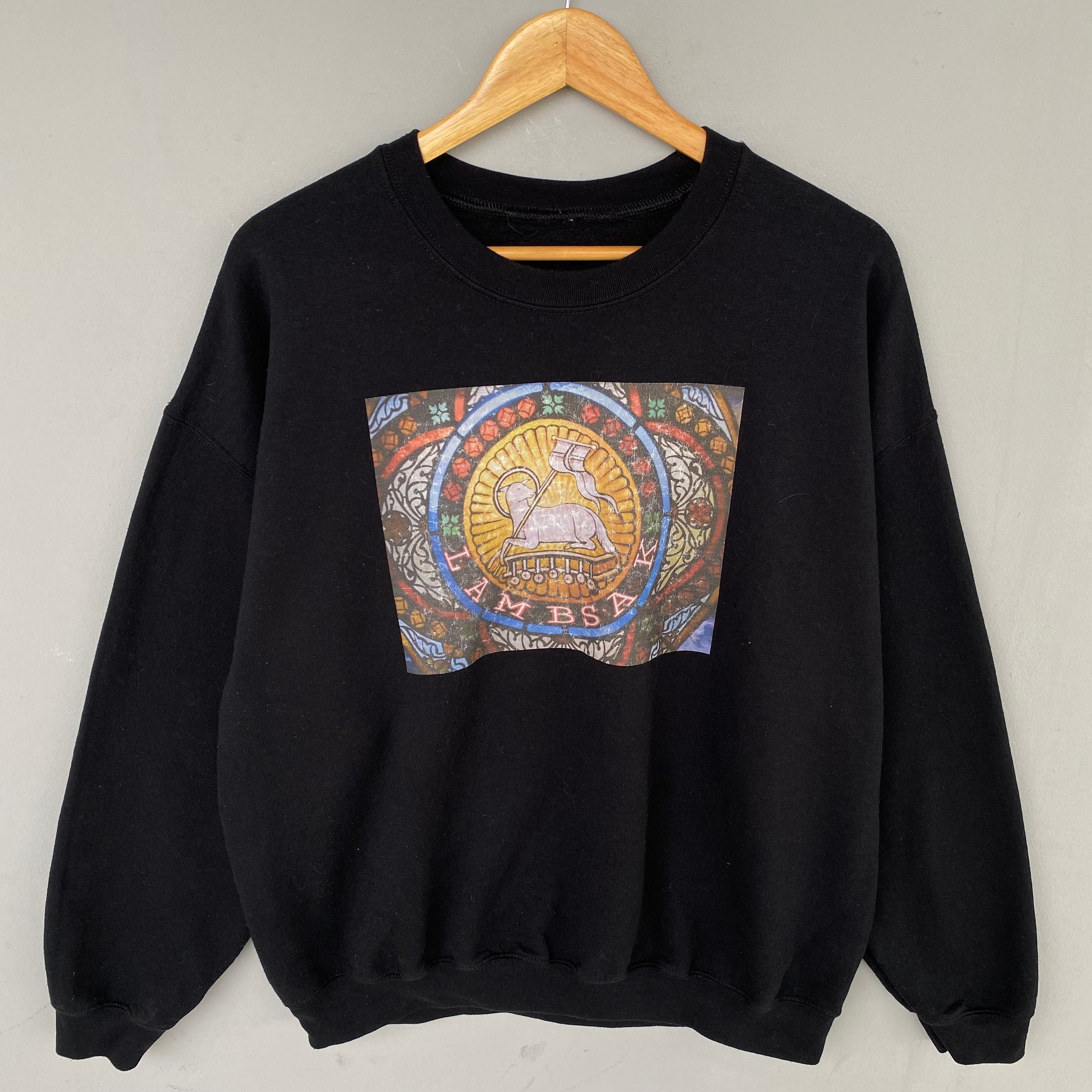 Vintage Y2K Lambsa Biglogo Printed Sweatshirt Crewneck Pullover Sweater Jumper Big Logo Colour Black Size NA Sweatshirt – Warm & Stylish · Trending Graphic Apparel