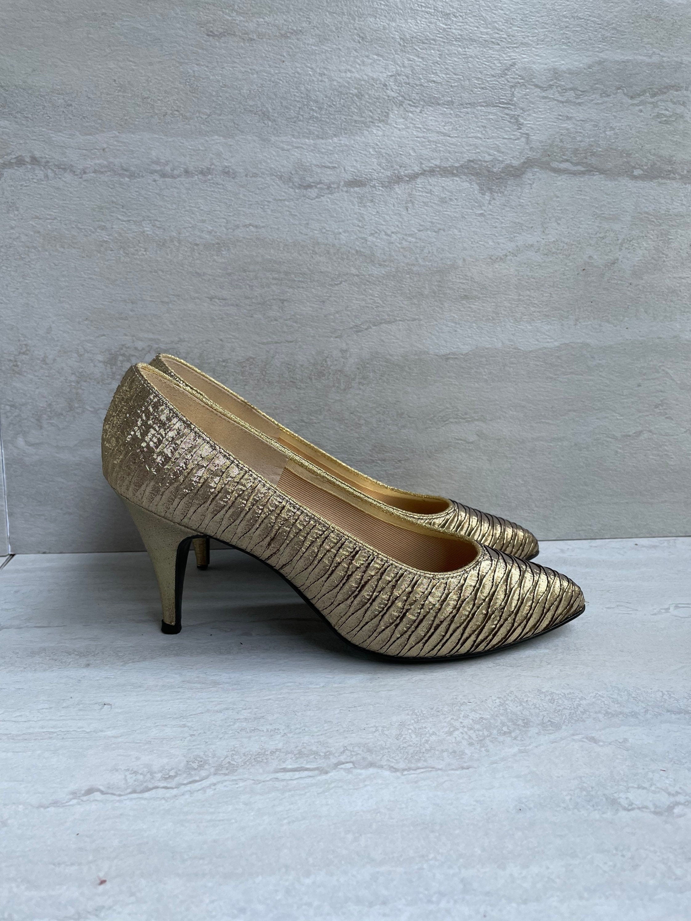 Vintage 5039s 6039s Gold Lame Heels Old Hollywood Glamour Sz US 65 Graphic Tee – Fan Favorite · Must-Have Style