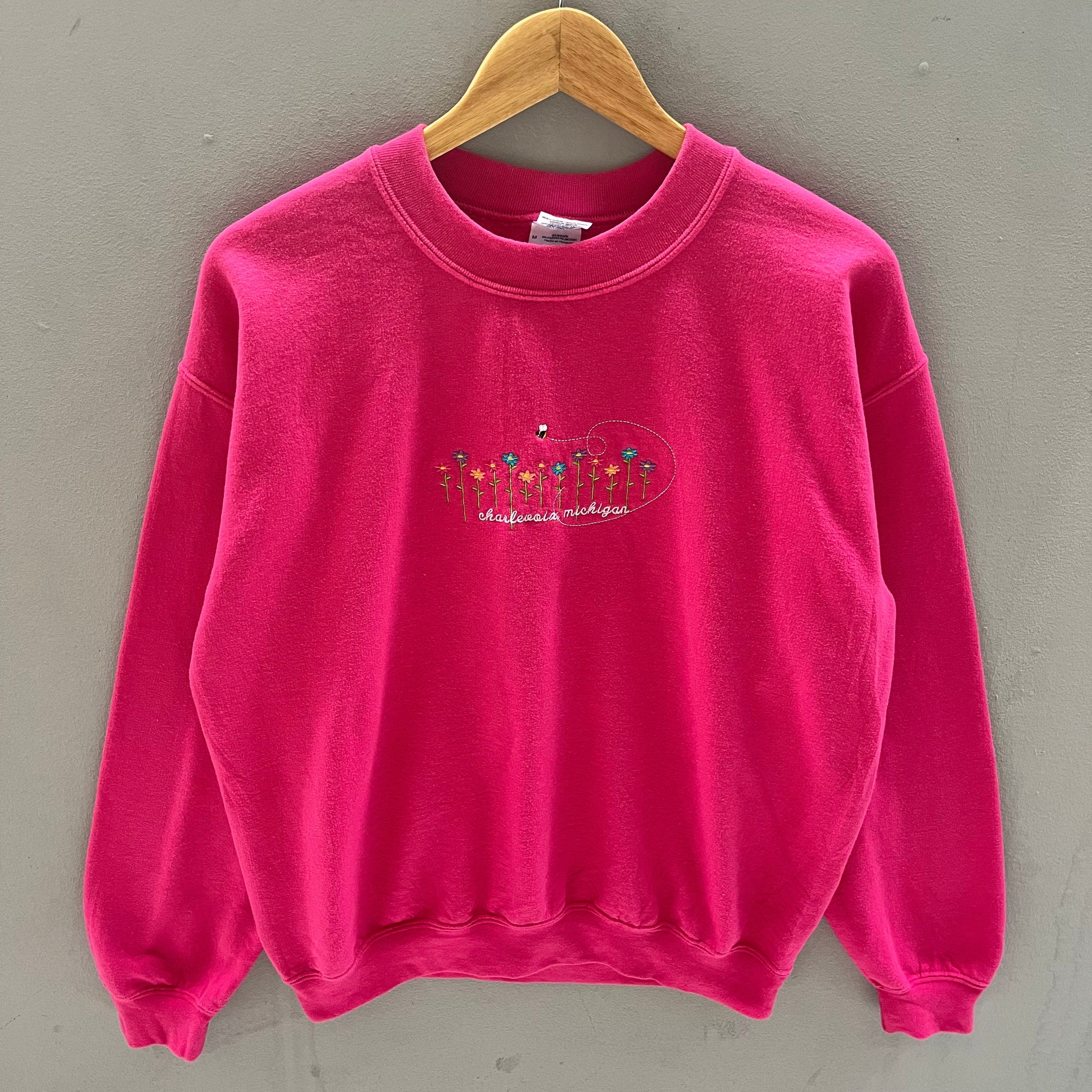Vintage Gildan Tag Michigan Spellout Logo Embroidered Sweatshirt Crewneck Pullover Sweater Michigan Colour Pink Size Medium Sweatshirt – Premium Graphic · Trending Graphic Apparel