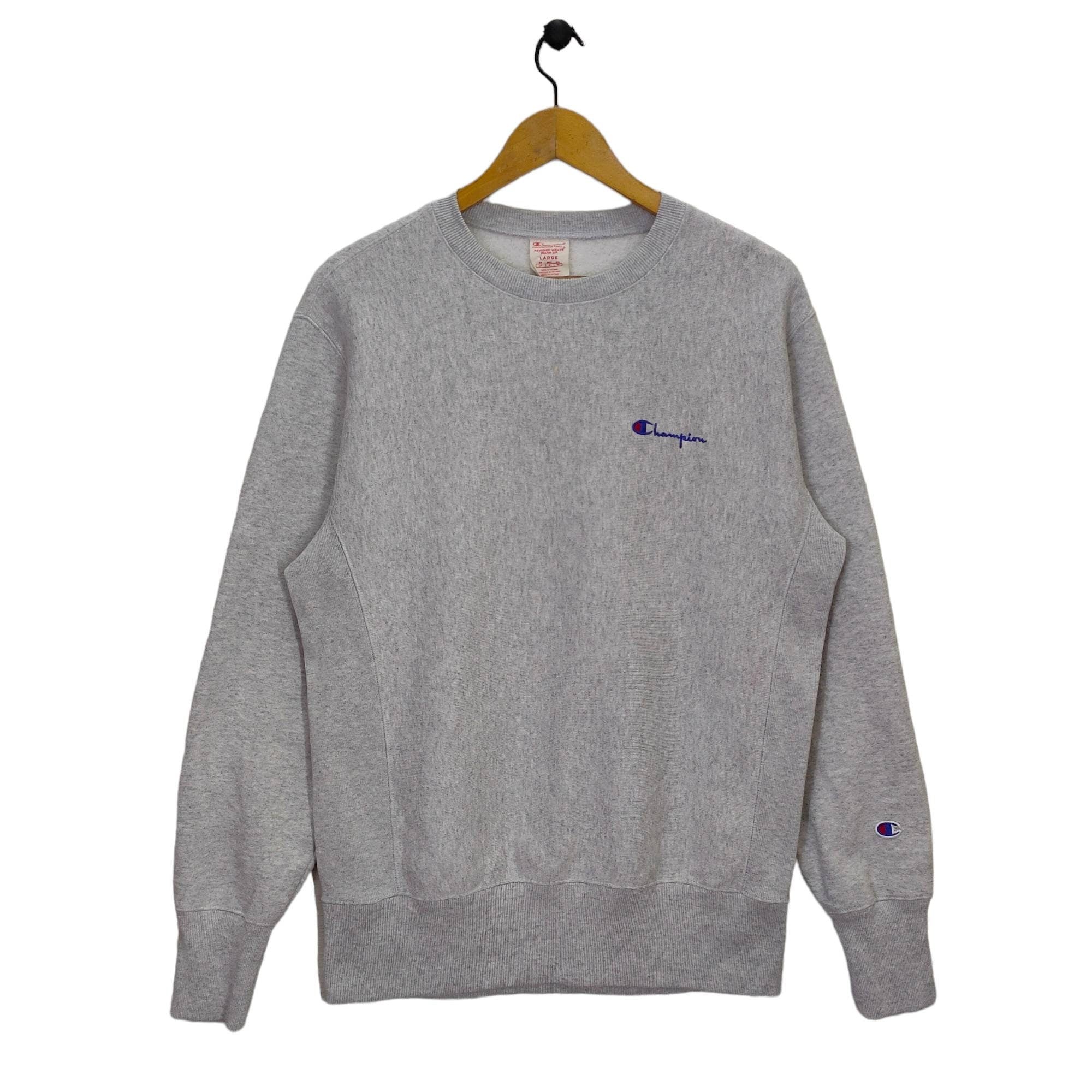 Champion Reverse Weave Warm Up Vintage Champion Products Sweater American Streetwear Large Graphic Tee – Fan Favorite · Trending Graphic Apparel