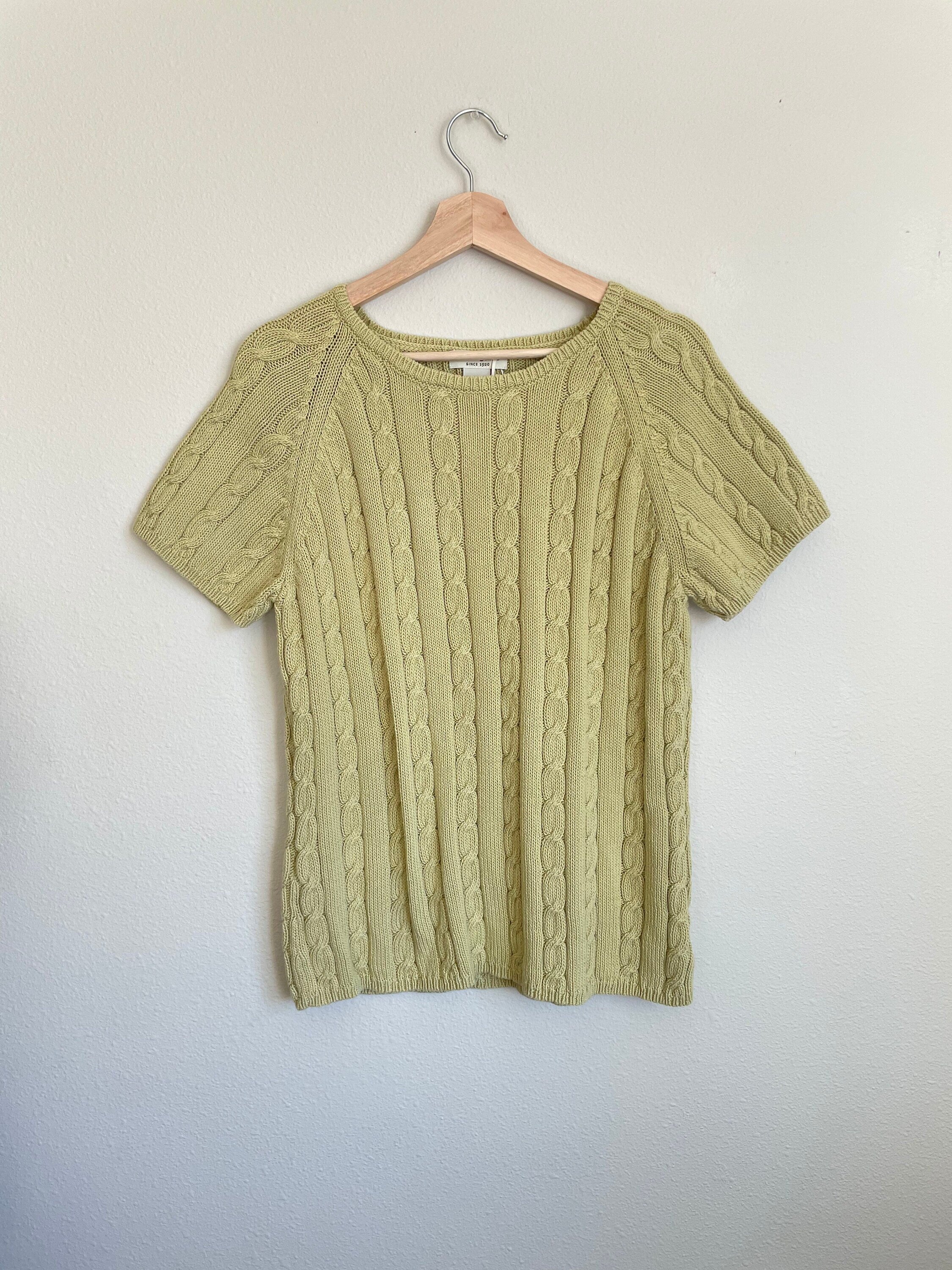 Green 90s Eddie Bauer Pastel Lime Green Cable Knit Sweater Size XL Graphic Tee – Aesthetic Look · Trending Graphic Apparel