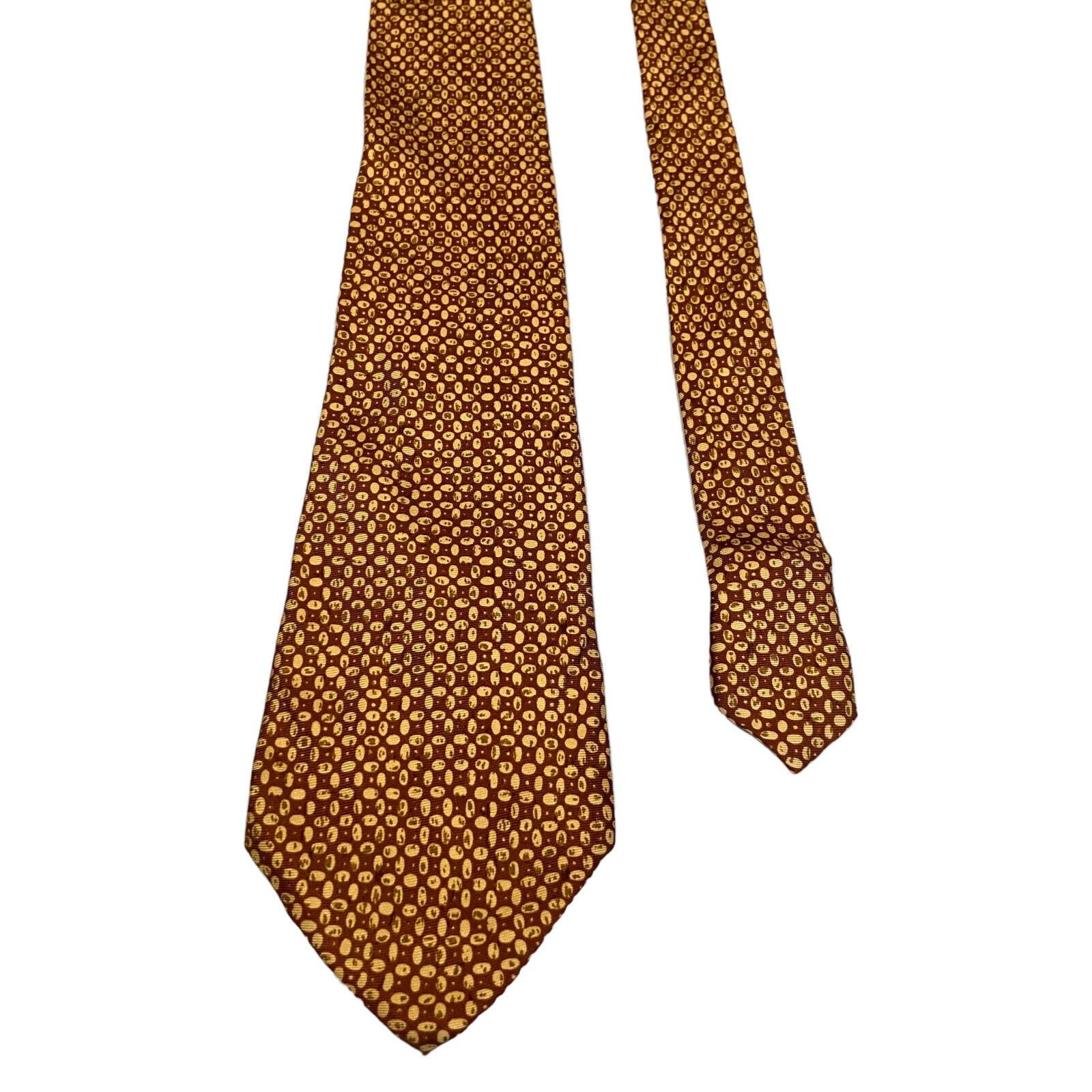 Oliver By Valentino Patterned Silk Tie Vintage High End Designer Red Beige VTG Graphic Tee – Aesthetic Look · Trending Graphic Apparel