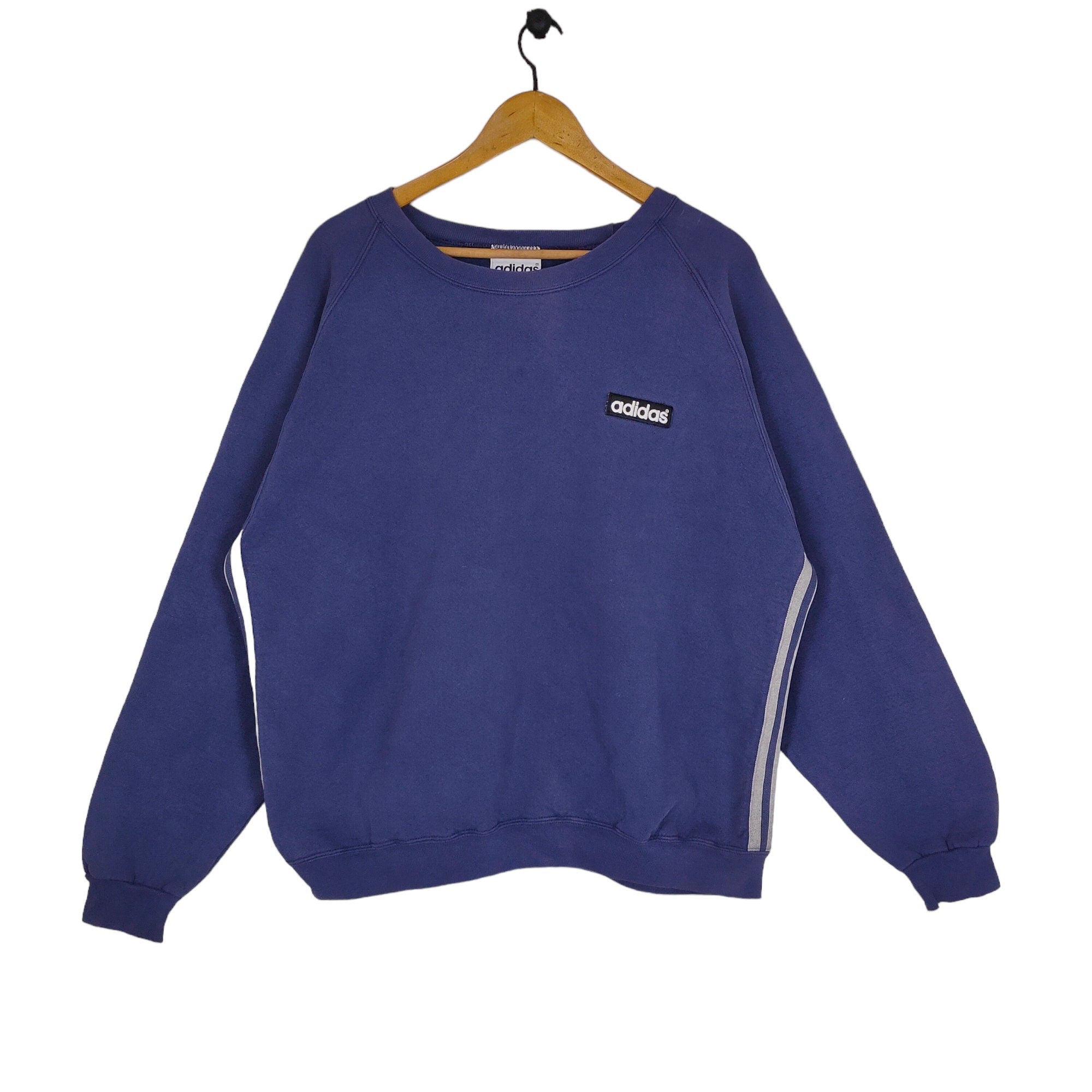 Vtg 90s Adidas Raglan Sweatshirt Large Vintage Adidas Embroidery Sweater Jumper Pullover Crewneck Navy Blue Size L Sweatshirt – Bold Style · Must-Have Style