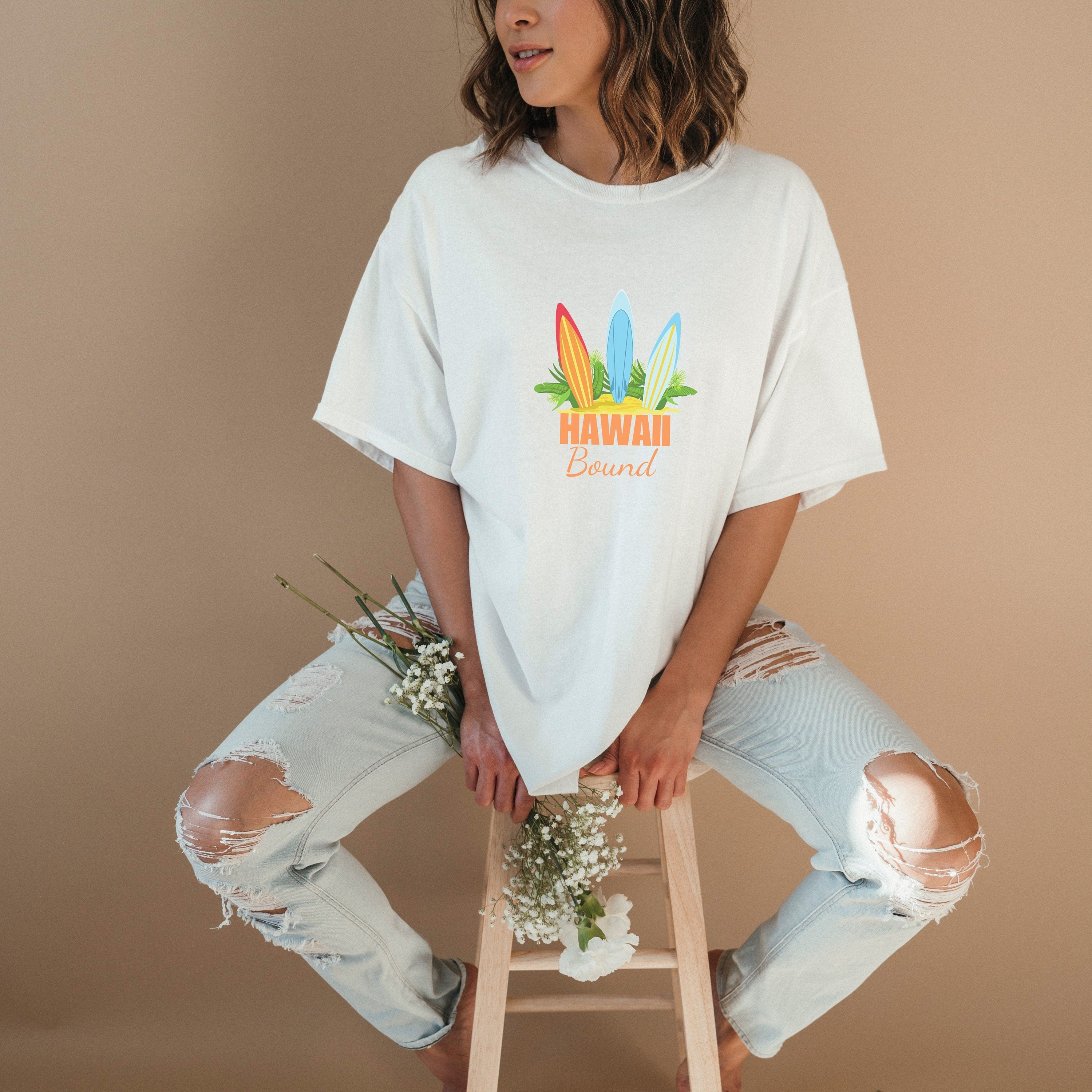 Hawaii Tshirt Hawaii Vacation T Shirt Hawaii Souvenir Gift Hawaii Shirt for her Graphic Tee – Premium Graphic · Top Pick For Any Outfit