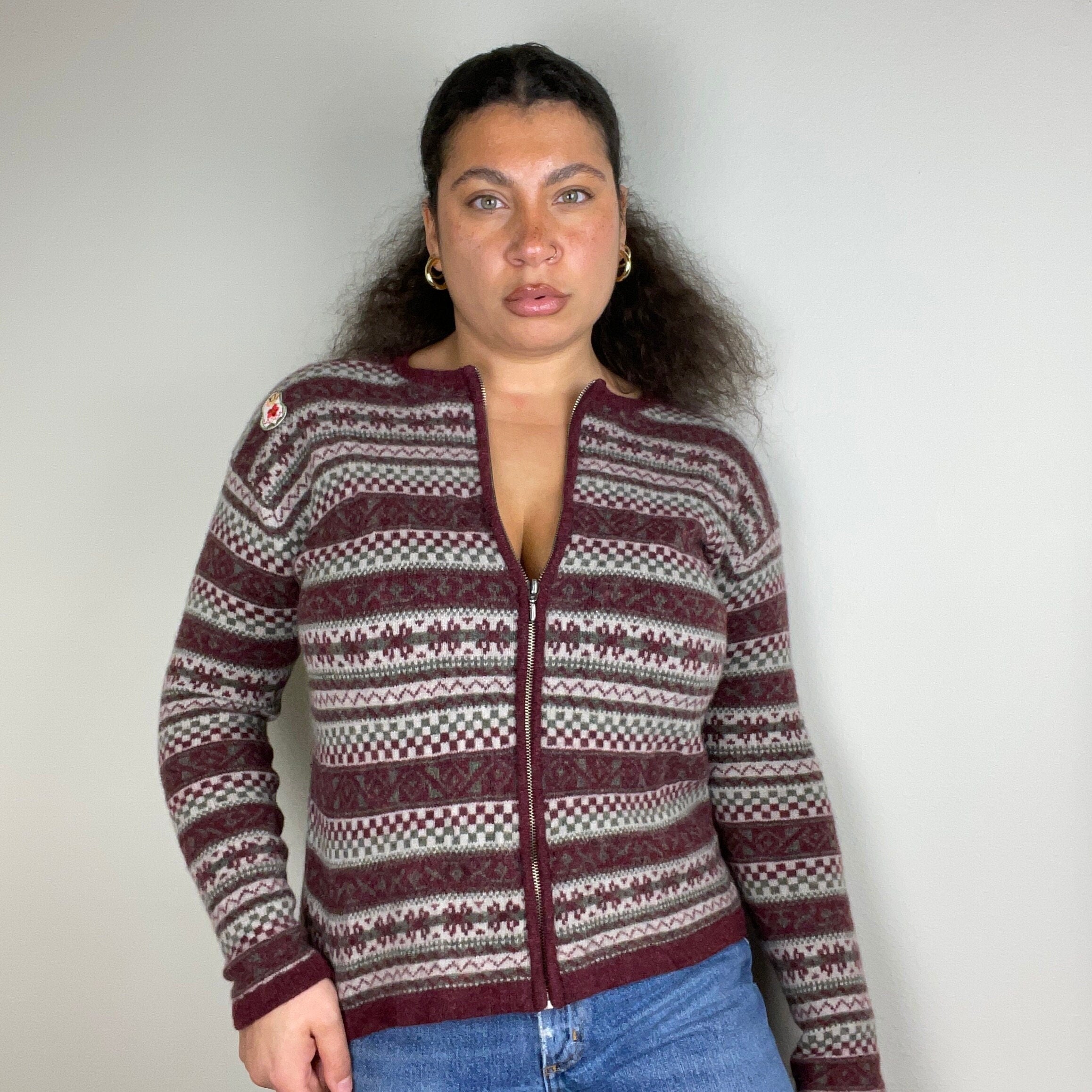 Vintage 90s Fairisle Lambswool Cardigan Sweater Graphic Tee – Warm & Stylish · Perfect For Daily Wear