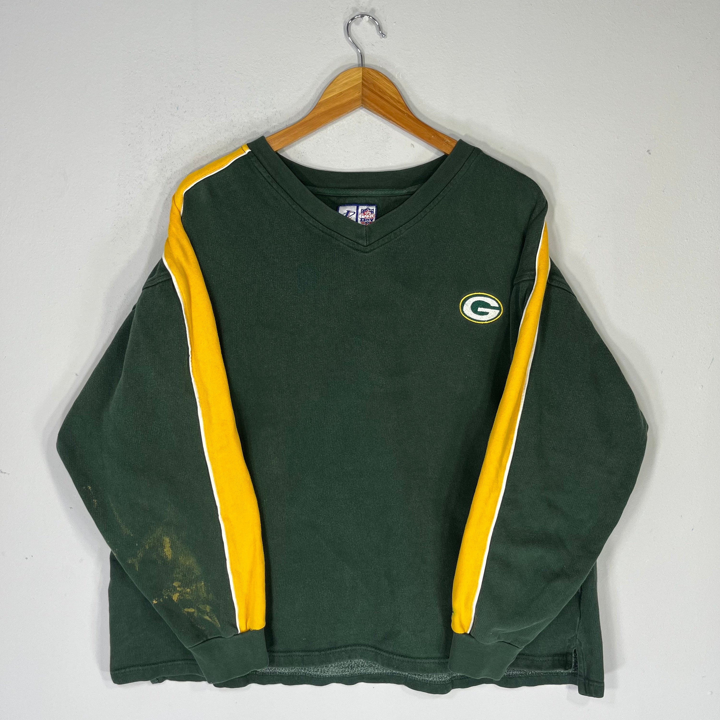 Vintage Logo Athletics Tag Packers Green Bay Small Logo Embroidered Sweatshirt V neck Pullover Baggie Sweater Colour Green Size X Large Sweatshirt – Bold Style · High-Quality Print