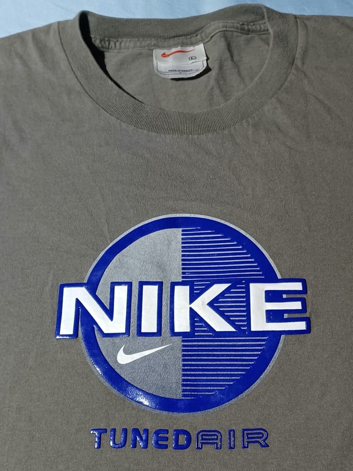Vintage 1990s 90s Nike Swoosh Tuned Air Max Streetwear Logo T Shirt White Tag L Graphic Tee – Aesthetic Look · High-Quality Print