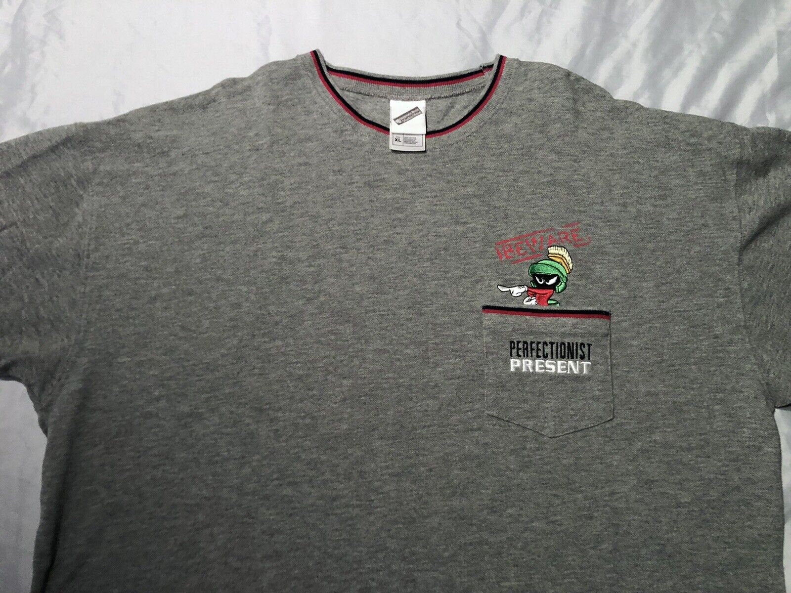 Vintage 2000s Y2K Marvin The Martian Looney Tunes Warner Bros Knit T Shirt XL Graphic Tee – Aesthetic Look · High-Quality Print
