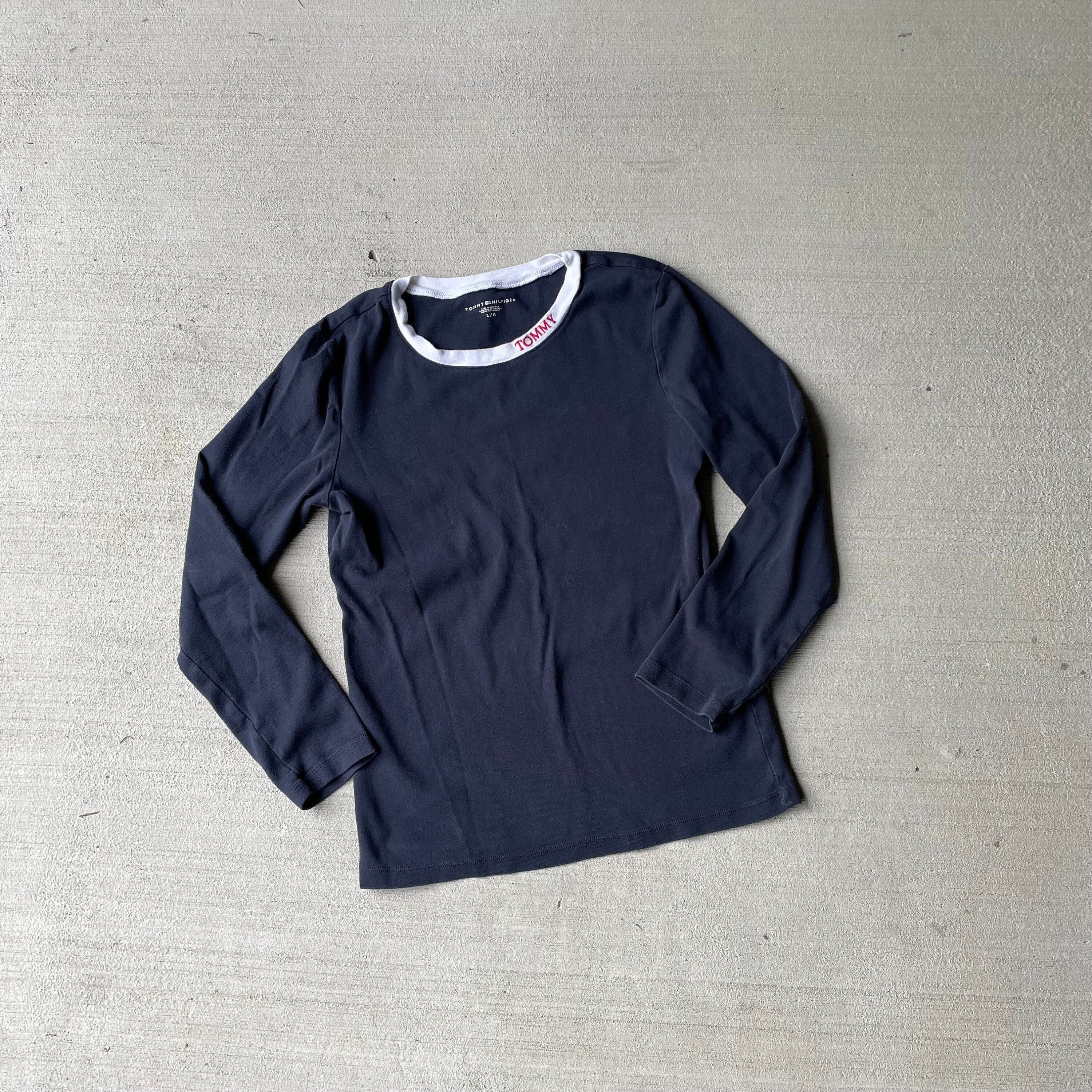 Vtg 90s tommy hilfiger long sleeve shirt size L Graphic Tee – Soft Feel · Must-Have Style