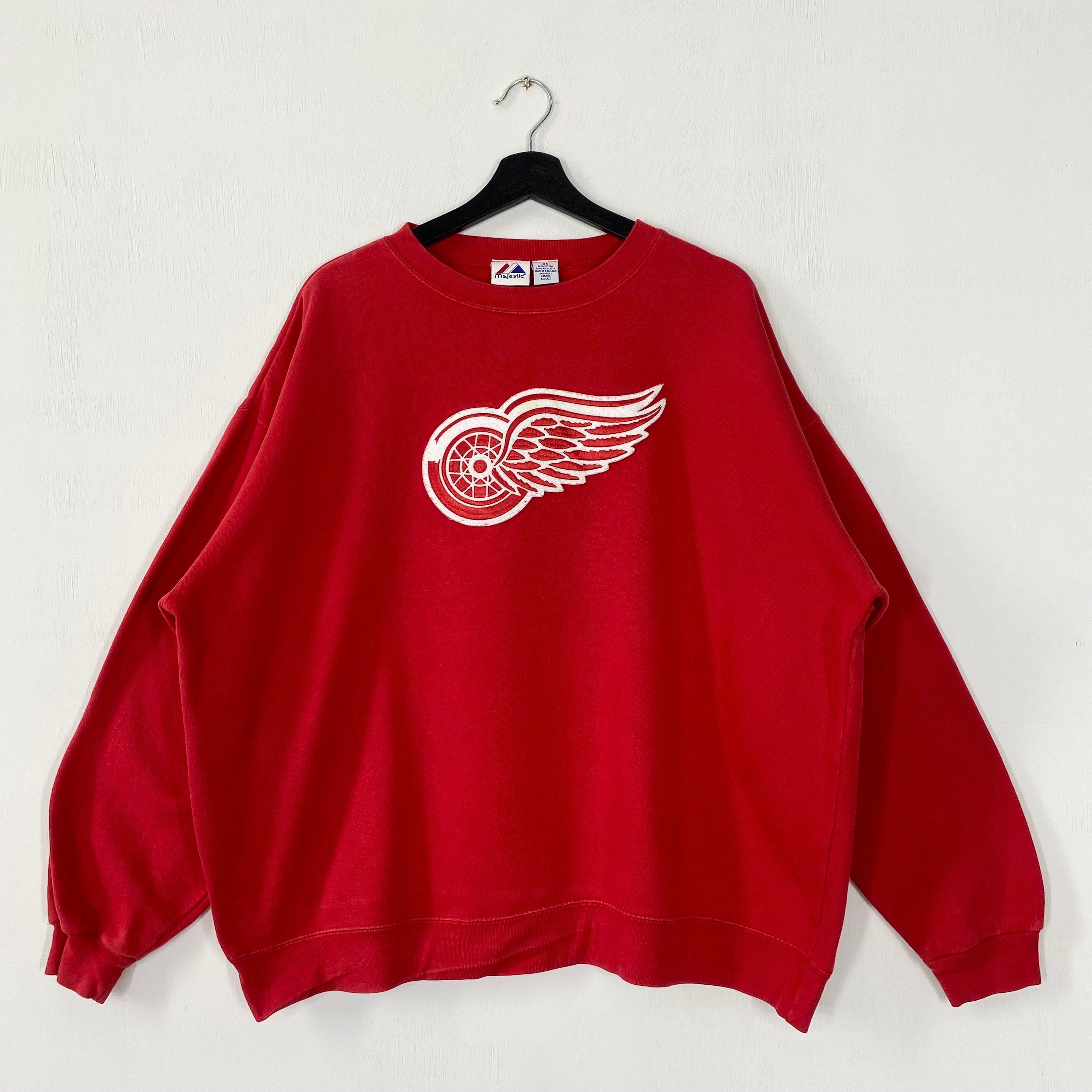 Vintage Detroit Red Wings Sweatshirt Red Wings Crewneck Red Wings Sweater Pullover Sportswear NHL Detroit Red Wings Embroidered Logo XXLarge Sweatshirt – Aesthetic Look · Trending Graphic Apparel