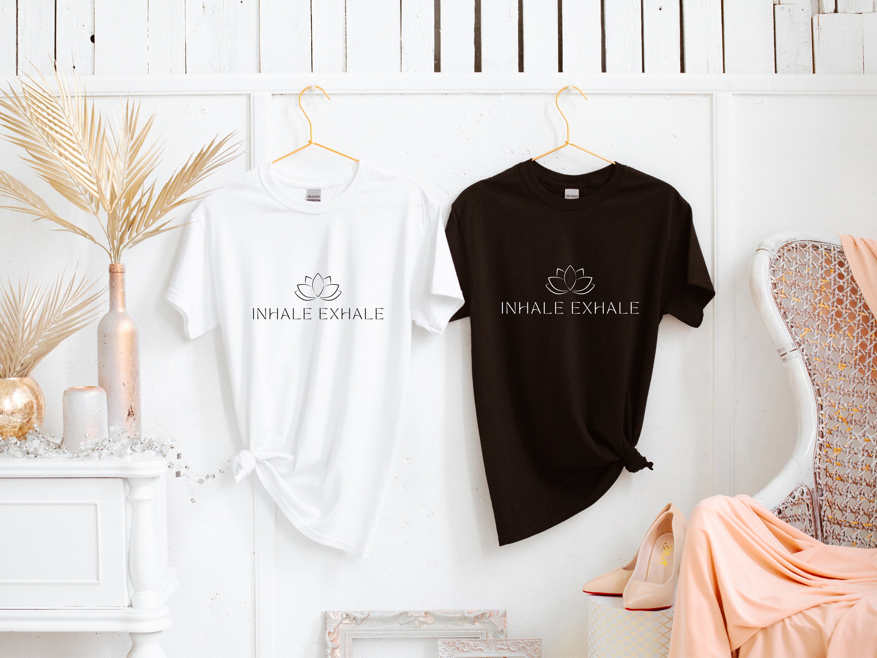 Inhale Exhale Yoga T Shirt Yoga Shirt Inspirierendes Shirt Zen Shirt Yoga Zitat Lustiges Yoga Oberteil Namaste T Shirt Yoga Geschenk Graphic Tee – Soft Feel · Top Pick For Any Outfit