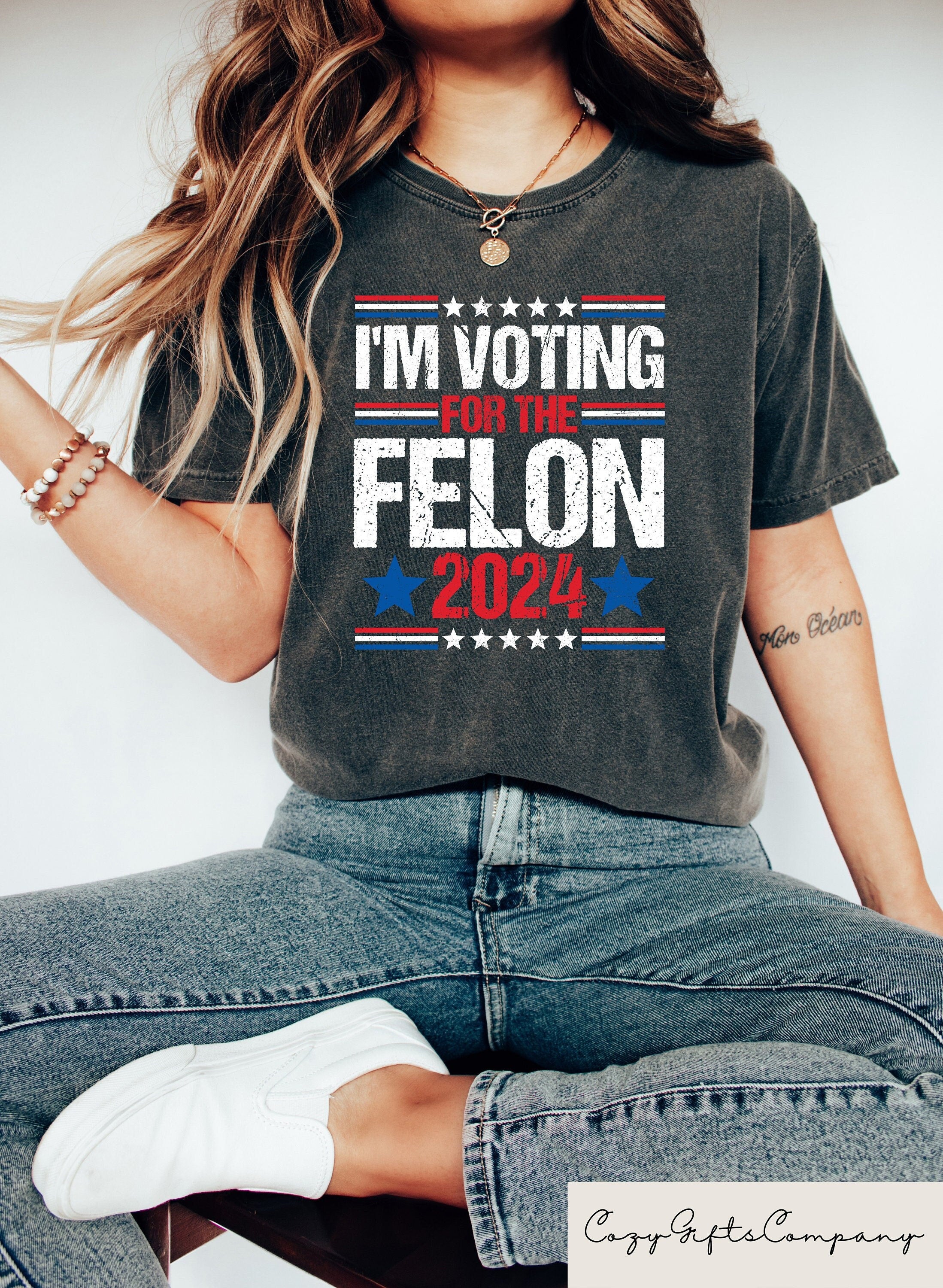 I39m Voting For The Felon Shirt Trump for President 2024 Sweatshirt Trump Nation Mugshot 47 Sweatshirt Republican Women Men Merica Tshirt Sweatshirt – Warm & Stylish · Great Gift For Fans