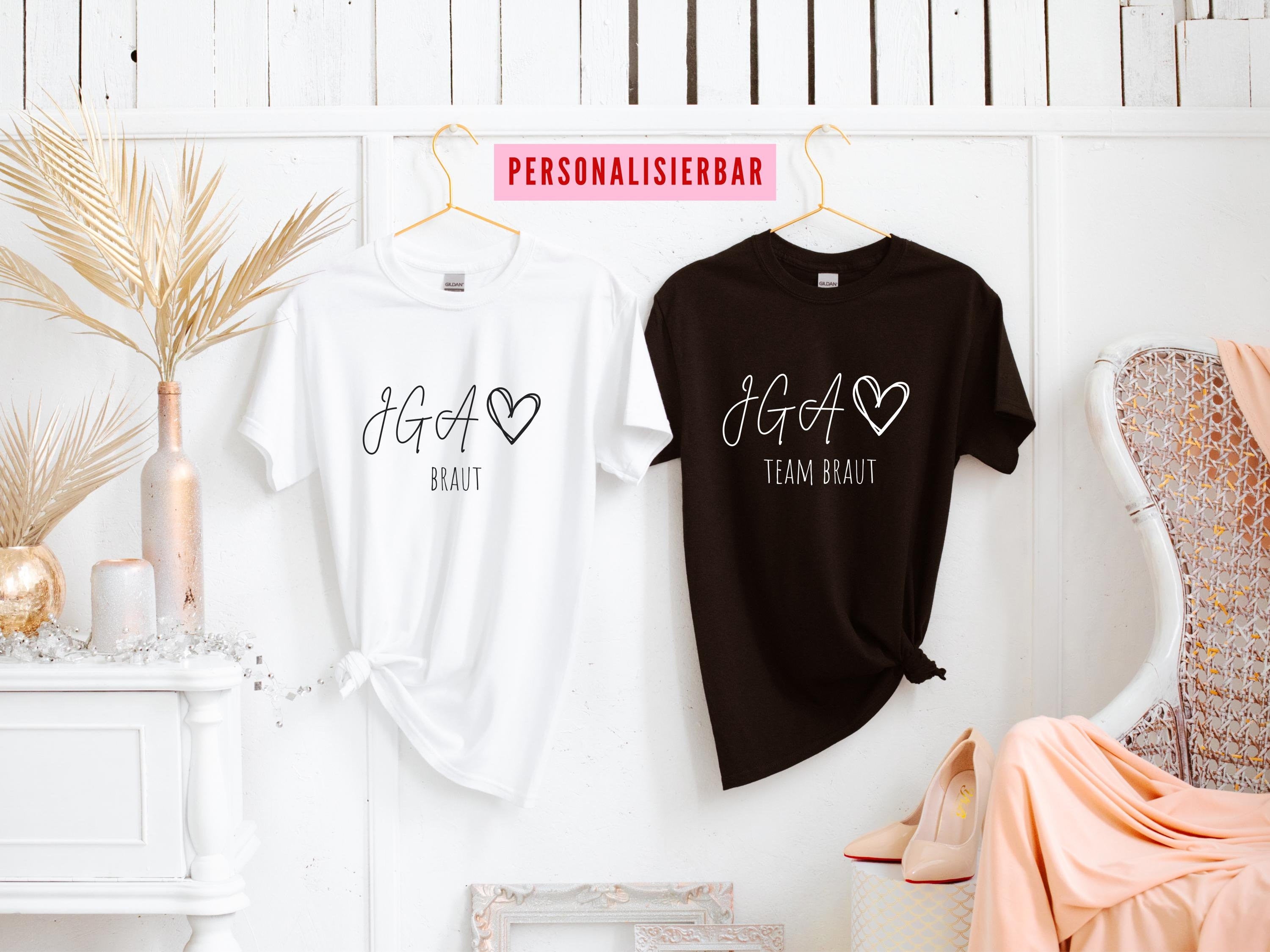 Personalisierbares JGA T Shirt Junggesellenabschied Shirt Team Braut Shirt Braut Tshirt Mdels Trip Junggesellinnenabschied Tshirts Graphic Tee – Fan Favorite · High-Quality Print