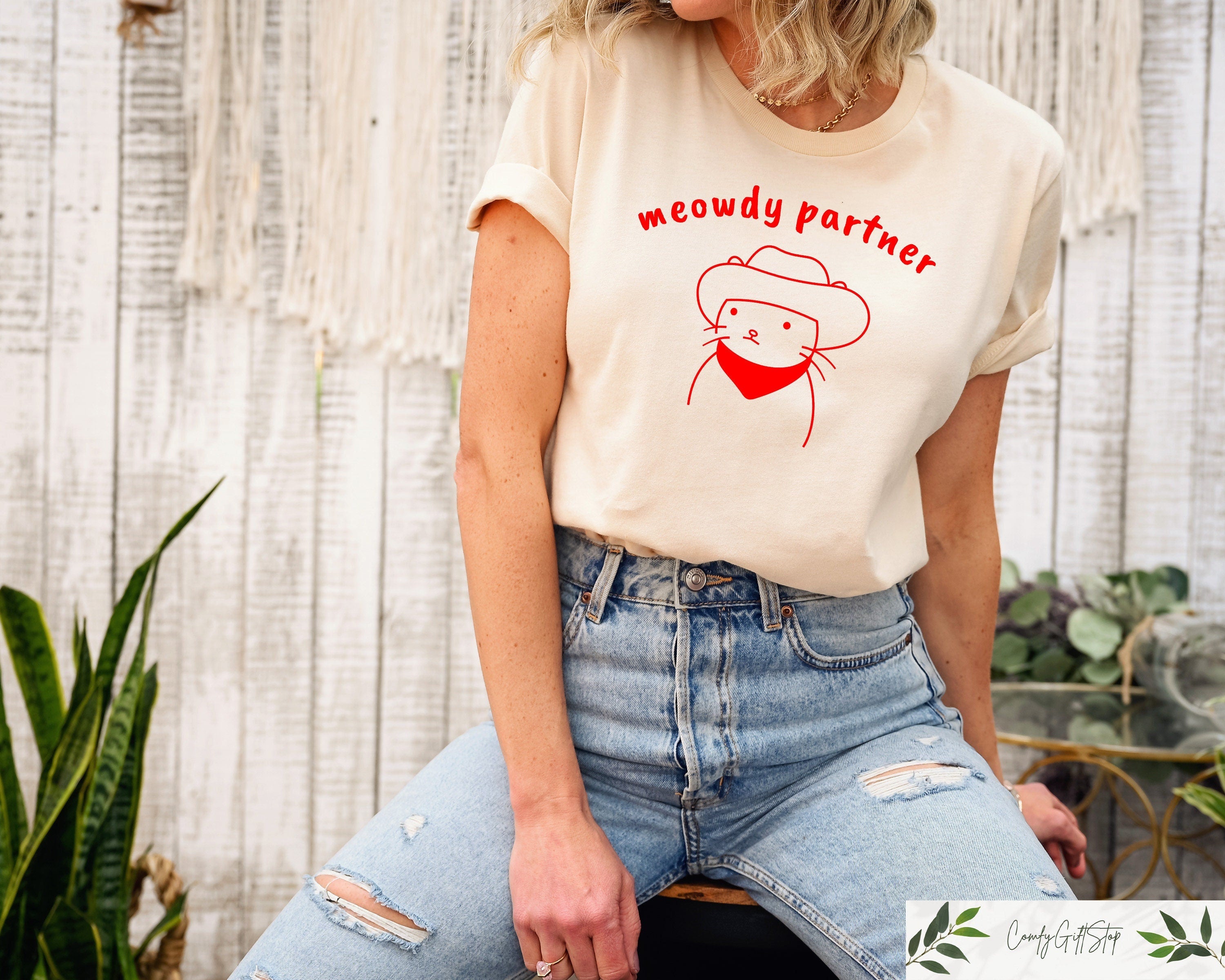 Meowdy Partner T Shirt Cat Lover Gift Funny Meme Shirt Cowboy Cat Shirt Kitty Tee Country Western Top Funny Cat Owner Clothing Gift Graphic Tee – Feel-Good Design · Must-Have Style