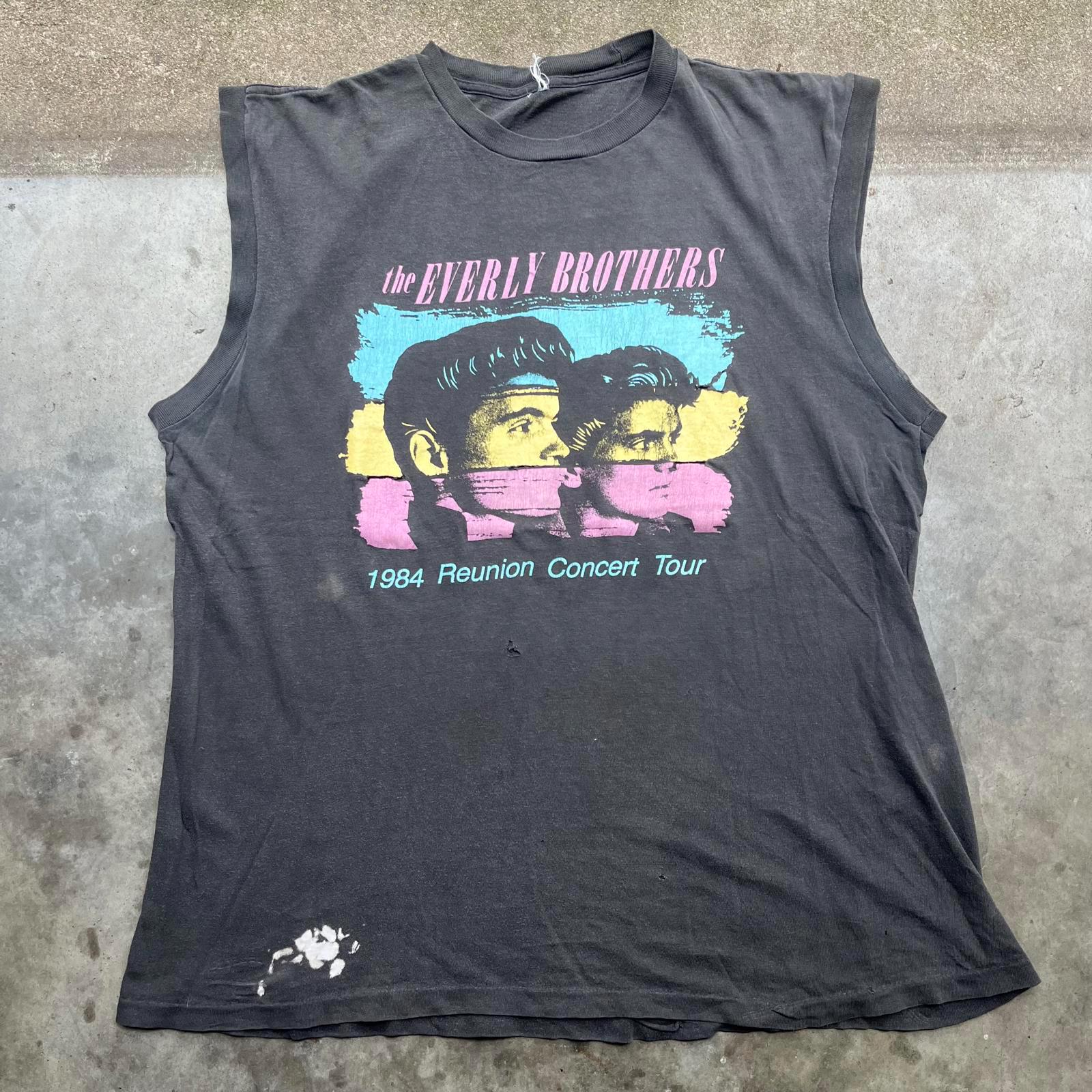 Vintage 1984 Distressed The Everly Brothers Reunion Tour Tee Graphic Tee – Feel-Good Design · Perfect For Daily Wear