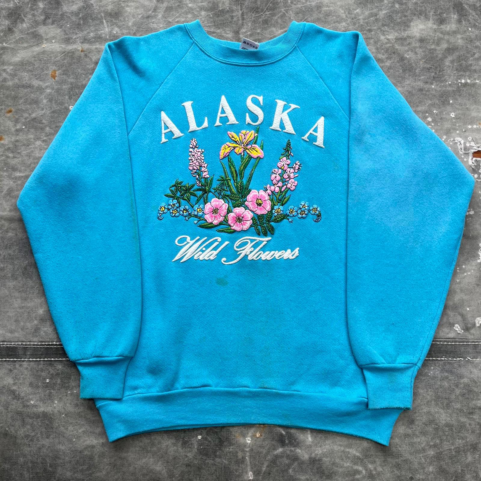 Vintage Alaska Wild Flowers Puffy Print Turquoise Sweatshirt Sweatshirt – Premium Graphic · Perfect For Daily Wear