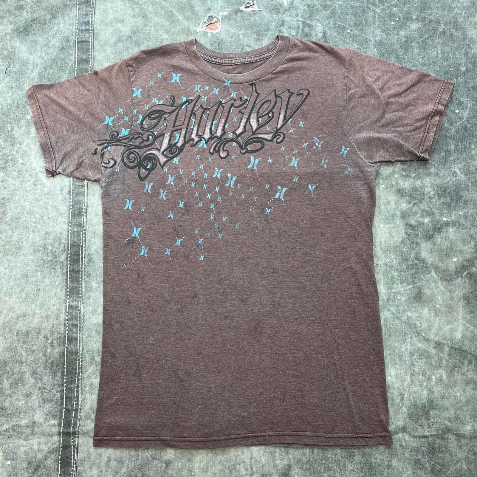 Vintage Y2K Hurley Affliction Style Graphic Surf Grunge Tee Graphic Tee – Premium Graphic · Perfect For Daily Wear