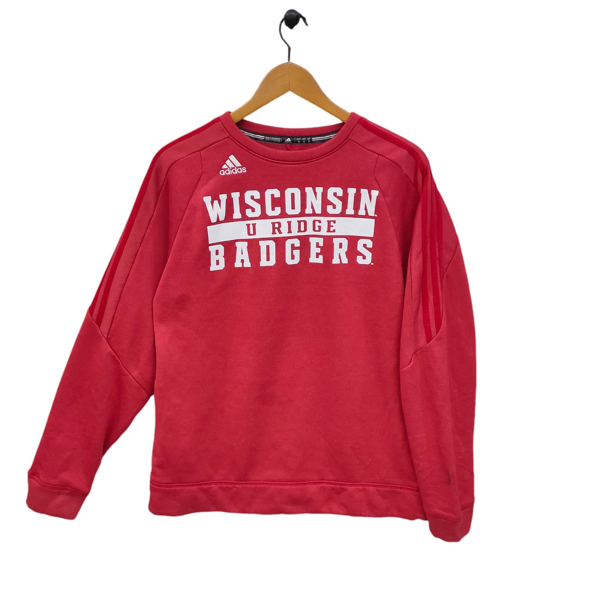 Wisconsin Badgers Sweater University of Wisconsin Vintage College Sweatshirt Red Jumper Medium Sweatshirt – Feel-Good Design · Perfect For Daily Wear