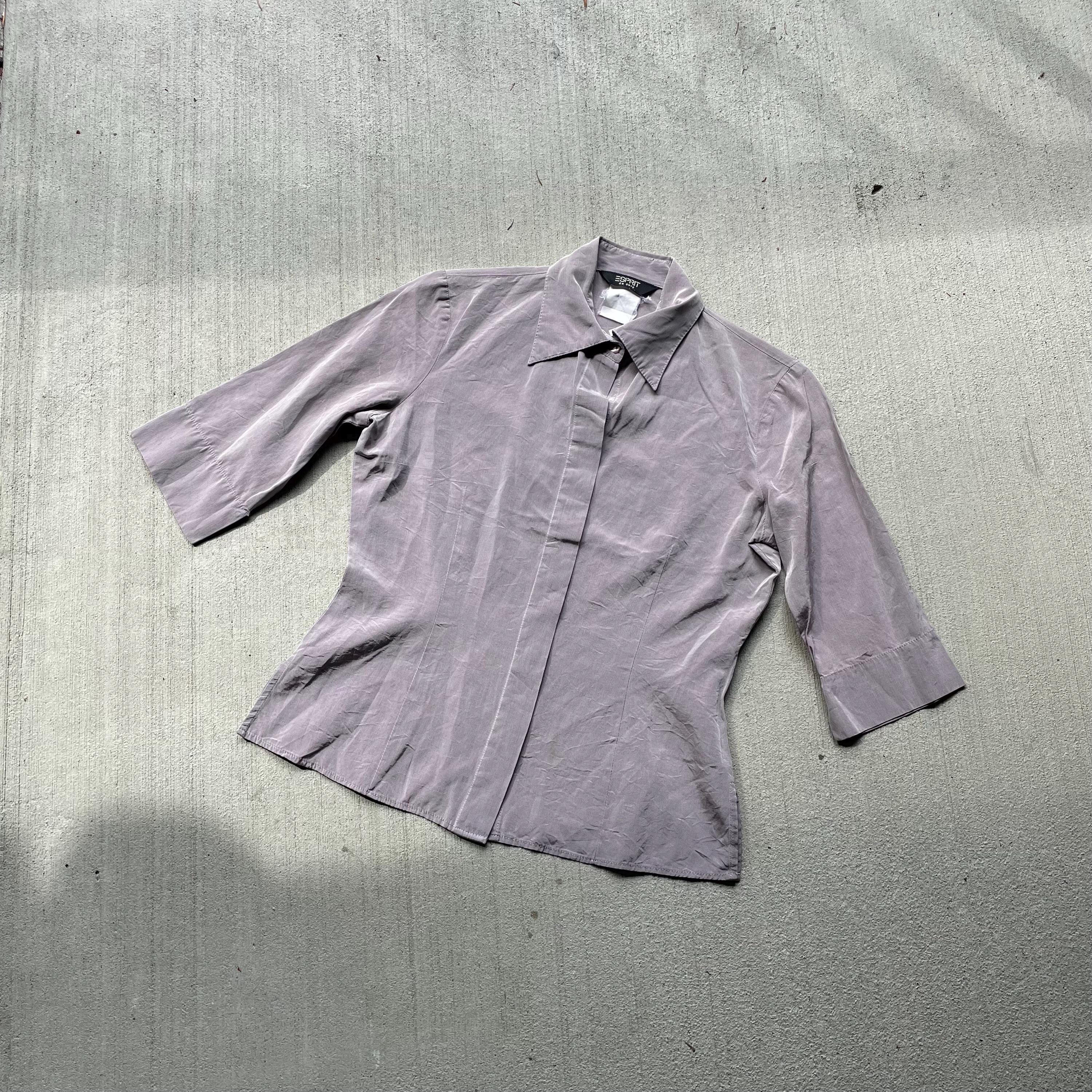 Dusty Lavender Esprit Vintage Early 2000s Button Up Top Graphic Tee – Feel-Good Design · Perfect For Daily Wear