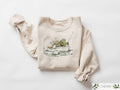Frog 90s Graphic Shirt Unisex Oversize Cotton Toad Tee Nature Shirt Comfort Frog T Shirt Book Lovers Sweatshirt Sweatshirt – Easygoing Wear · Perfect For Daily Wear