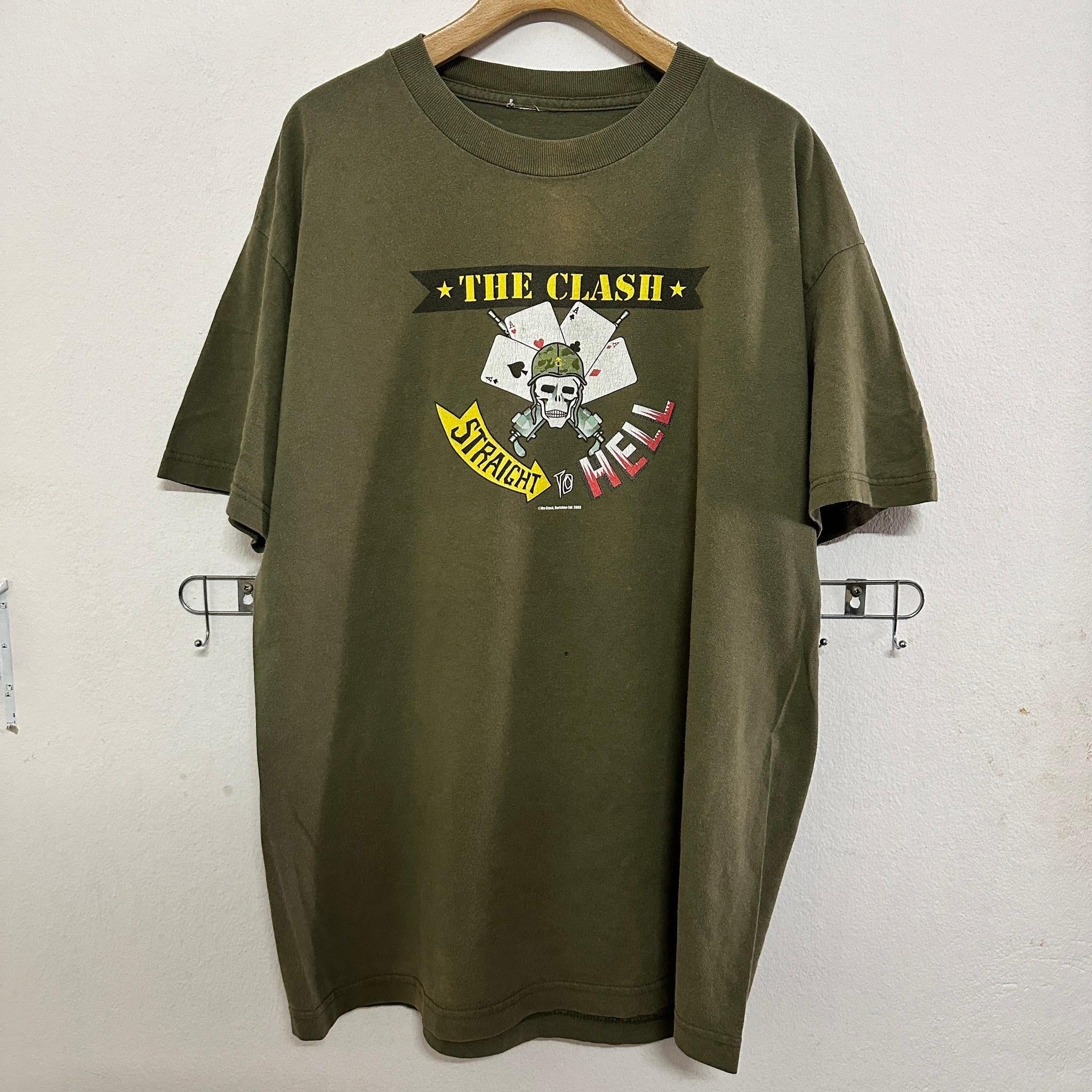 Vintage The Clash T shirt Graphic Tee – Aesthetic Look · Trending Graphic Apparel