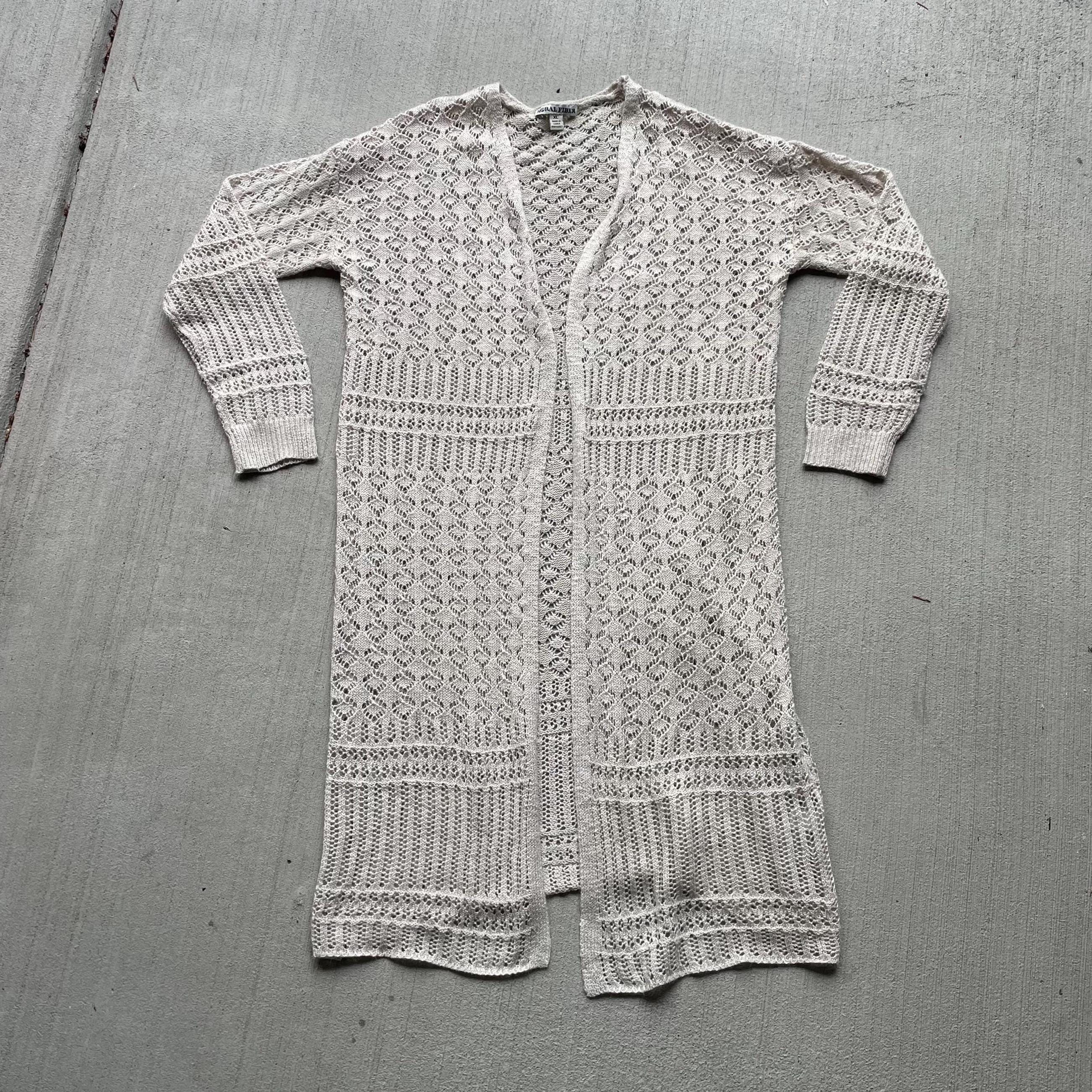 y2k long cream crochet duster cardigan size xl Graphic Tee – Fan Favorite · Trending Graphic Apparel