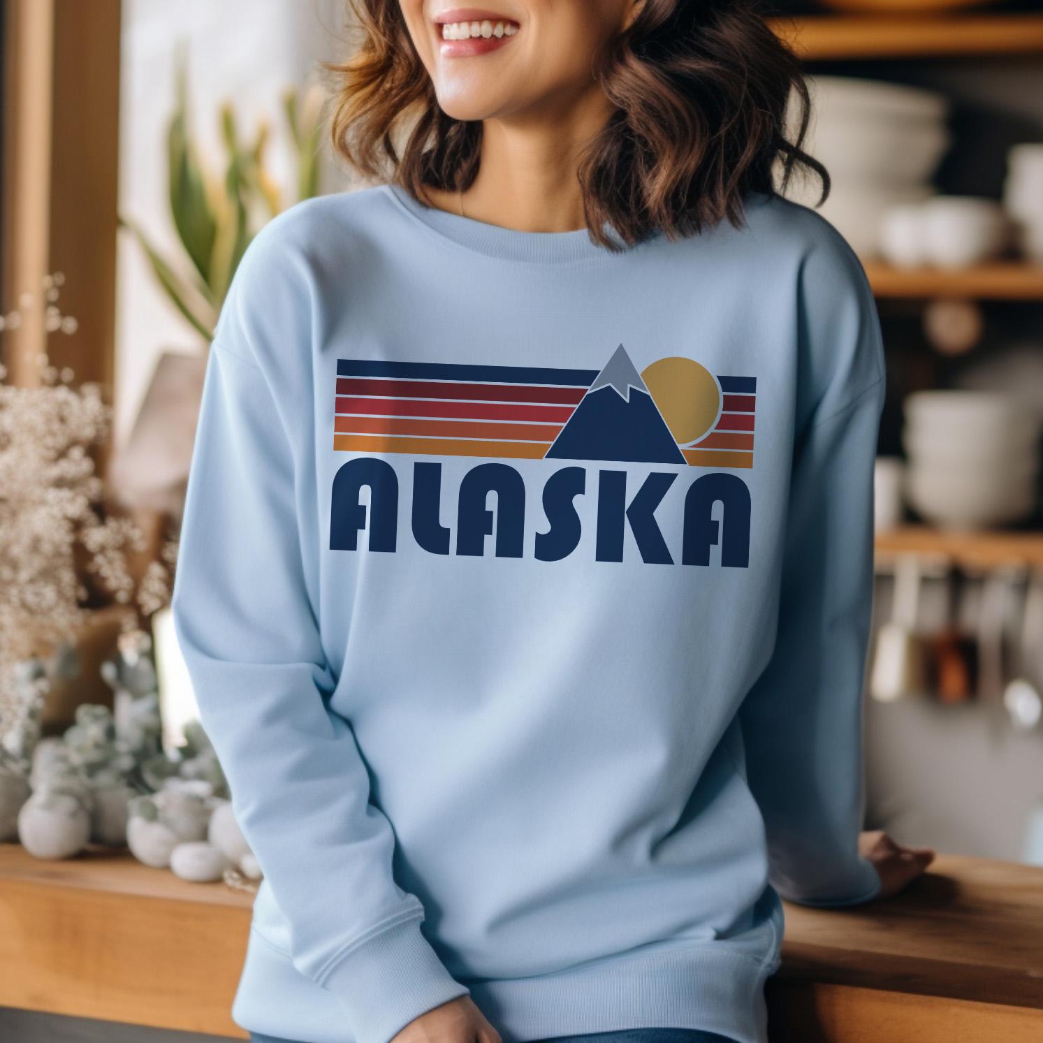 Alaska Sweatshirt Retro Mountains Alaska Unisex Crewneck Vintage Cozy Jumper Gift for Outdoor Lovers Sweatshirt – Feel-Good Design · Perfect For Daily Wear