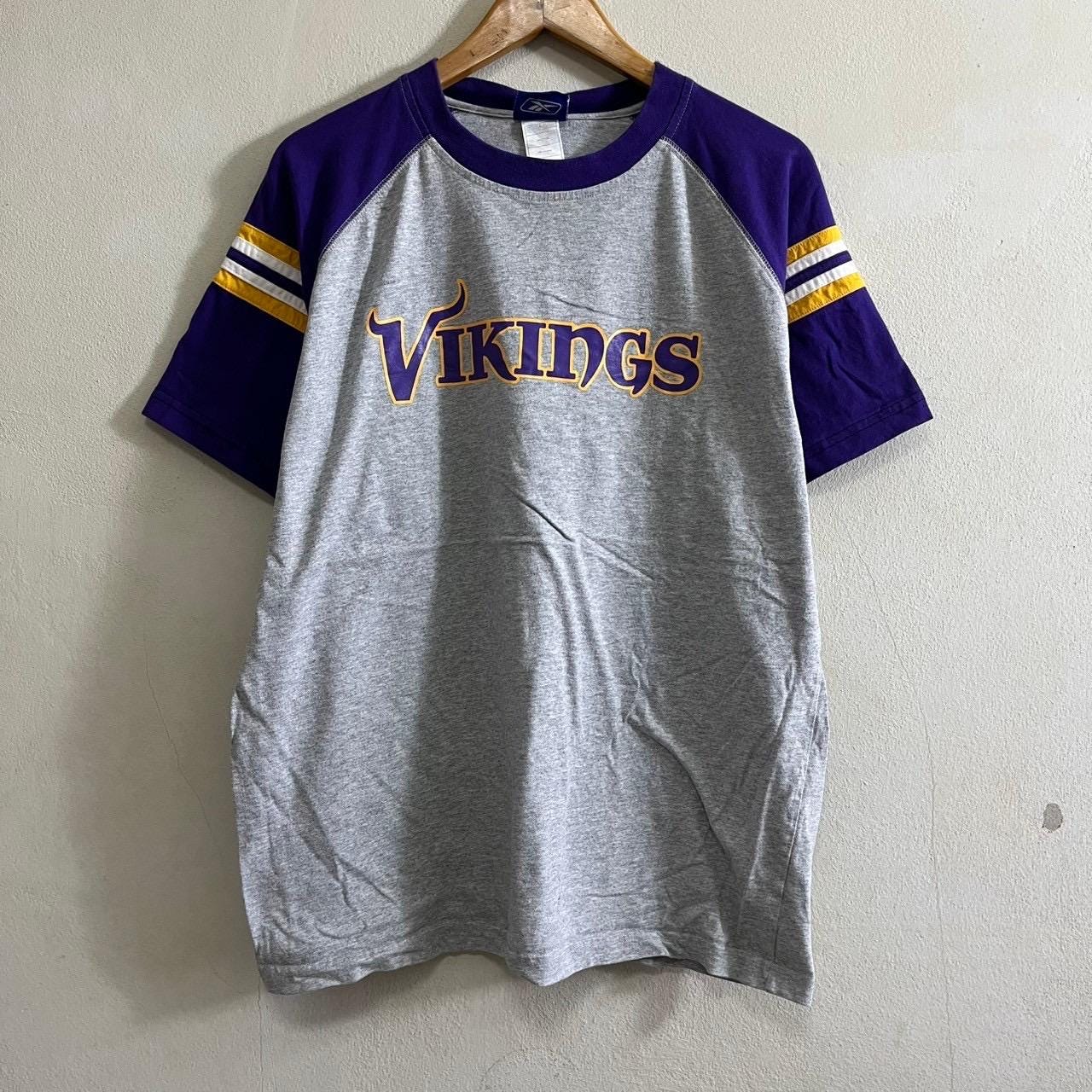 Vintage Minnesota Vikings T shirt Graphic Tee – Feel-Good Design · High-Quality Print