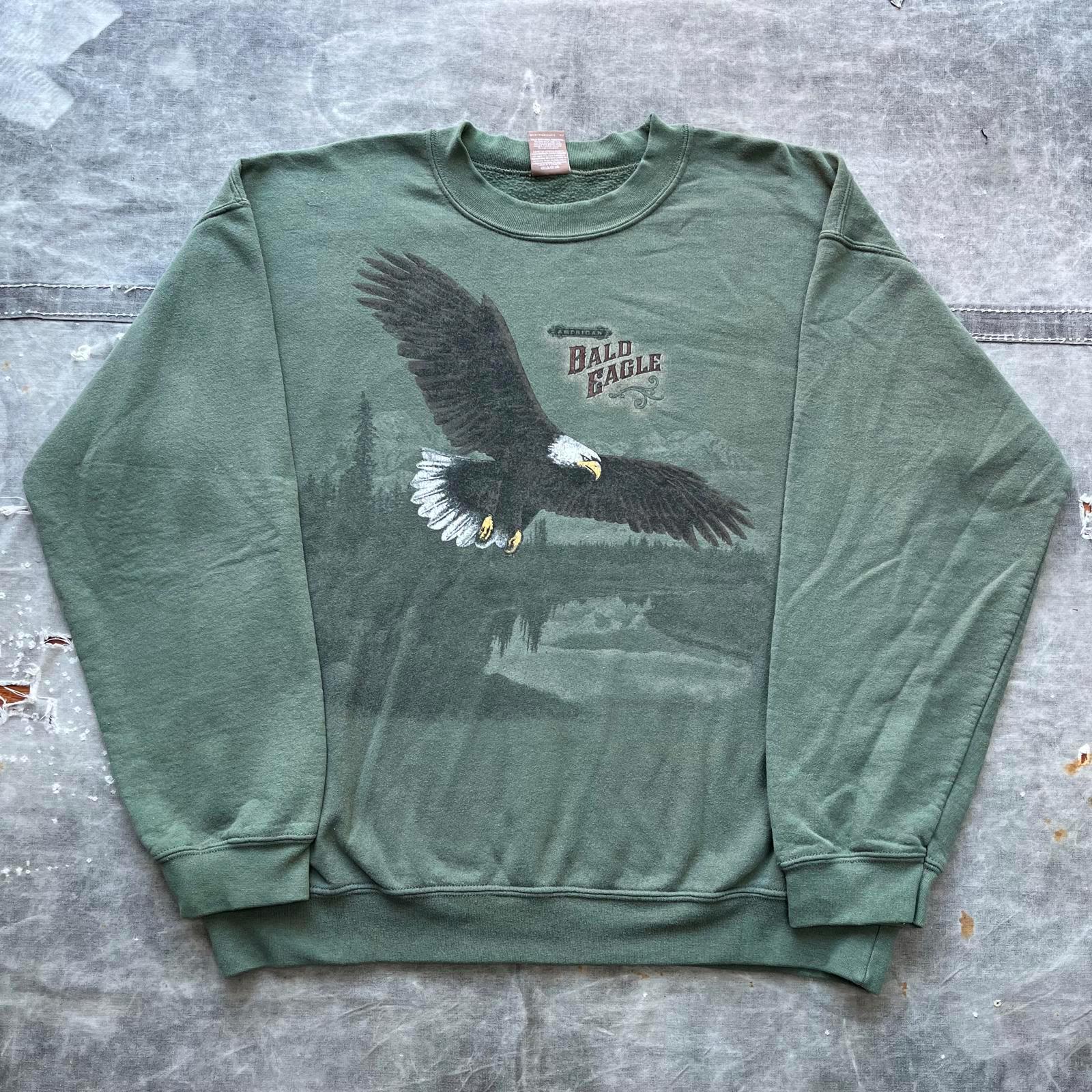 Vintage Y2K Olive Green Bald Eagle Nature Baggy Sweatshirt Sweatshirt – Bold Style · High-Quality Print