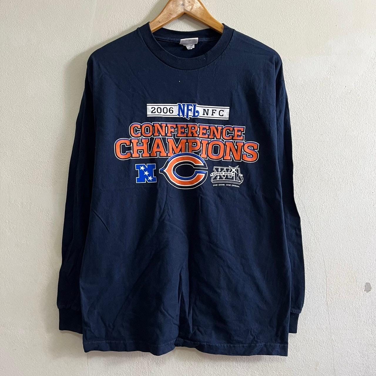 Vintage Chicago Bears Longsleeve shirt Graphic Tee – Fan Favorite · Top Pick For Any Outfit