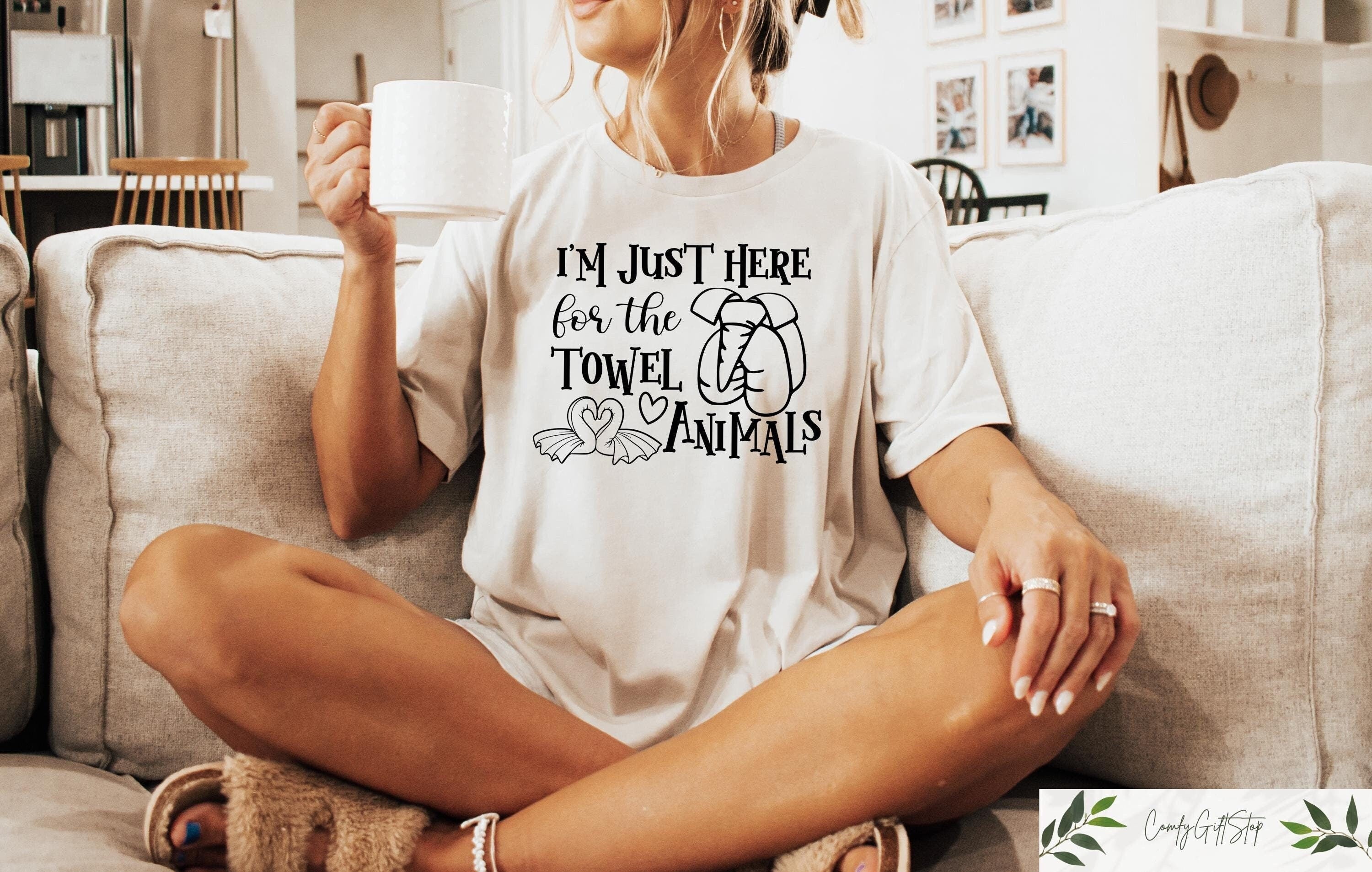 I39m Just Here For The Towel Animals Tshirt Gift For Travel Lover Funny Family Cruise Tee Vacation Shirt For Cruise Funny Matching Shirt Graphic Tee – Bold Style · Great Gift For Fans