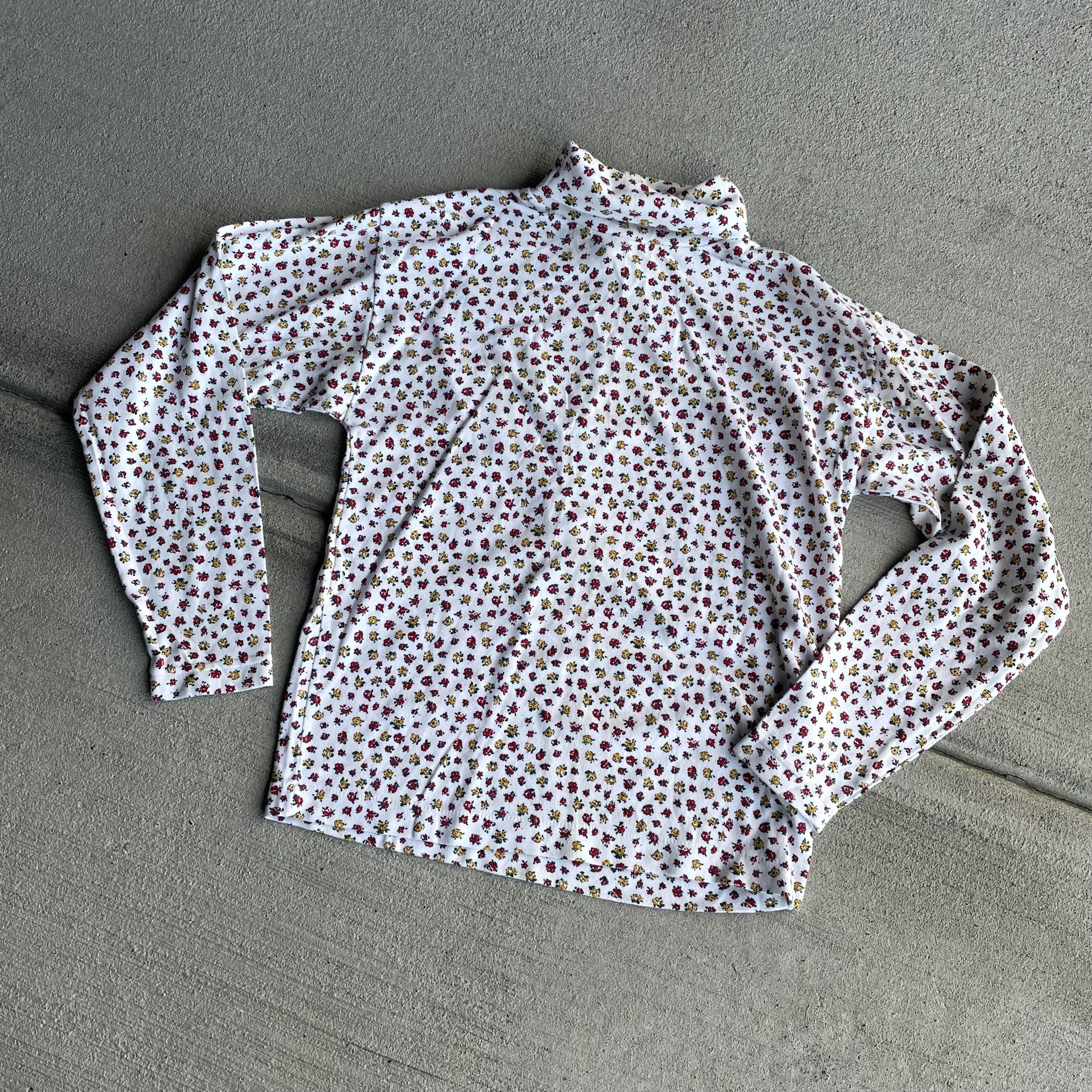 90s vintage ditsy floral print cotton turtleneck cottagecore prairie boho size medium Graphic Tee – Everyday Comfort · High-Quality Print