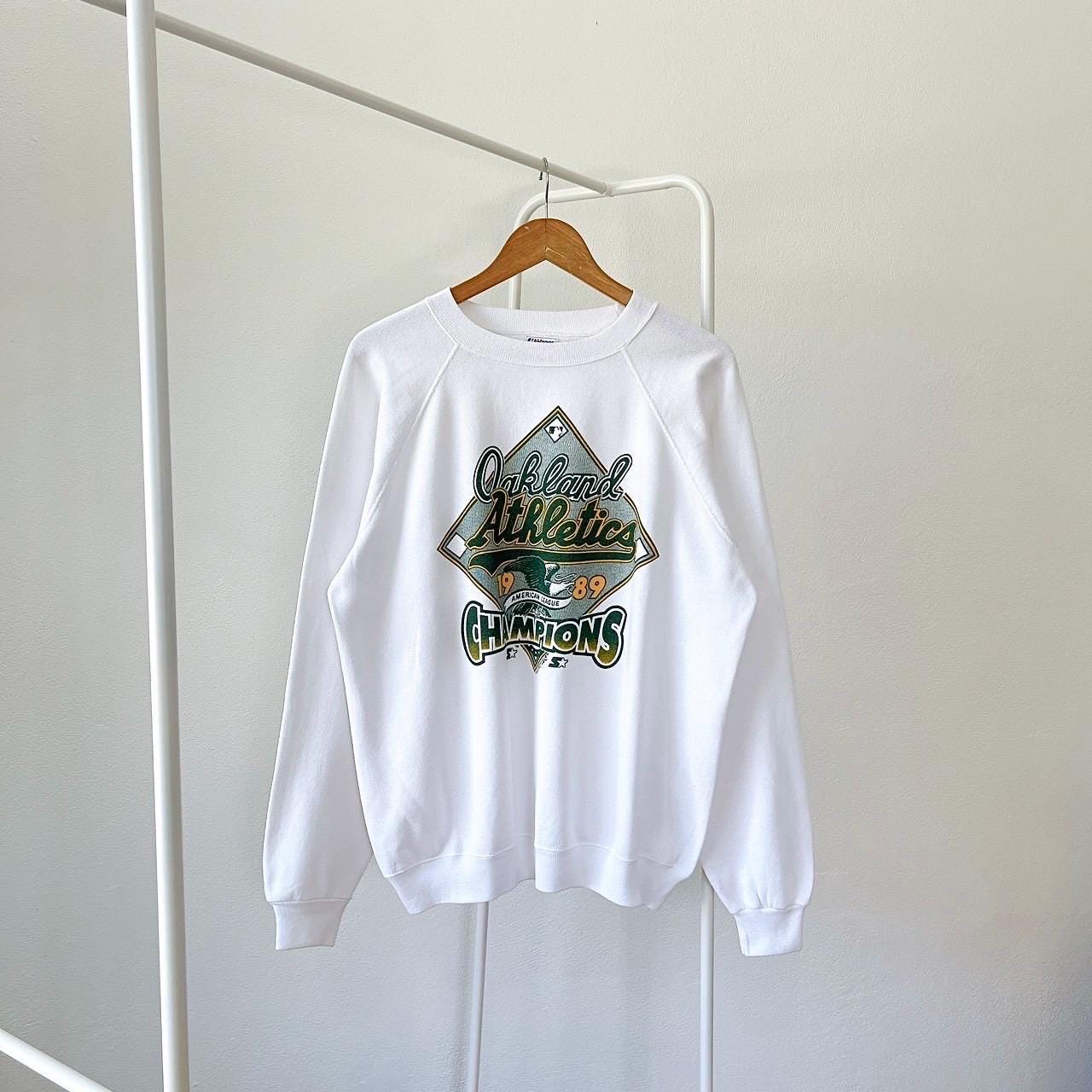80s Oakland Athletics champions MLB Hanes sweatshirt XL Sweatshirt – Warm & Stylish · High-Quality Print