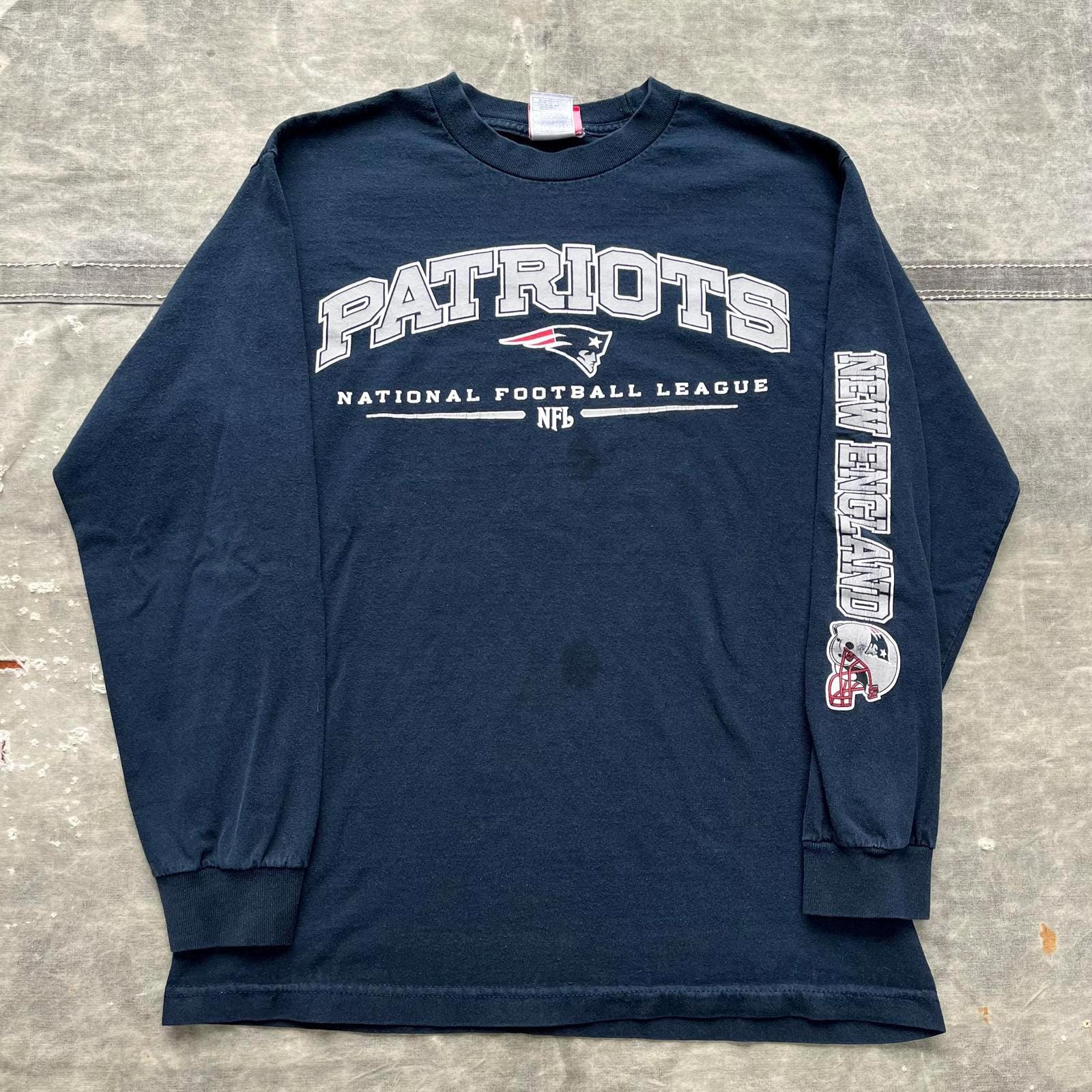 Vintage Y2K New England Patriots Tom Brady NFL Shirt Graphic Tee – Feel-Good Design · Trending Graphic Apparel