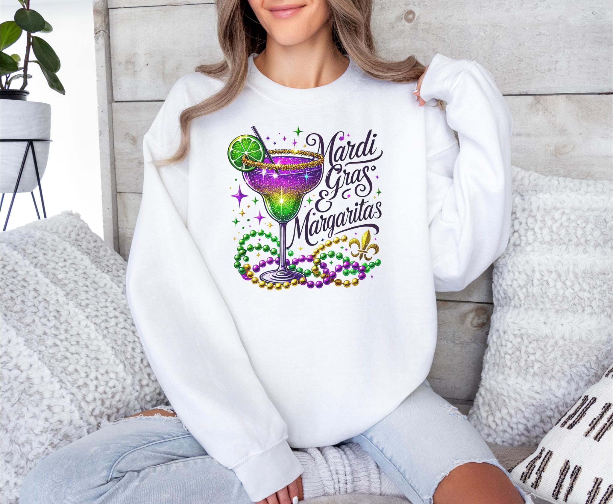 Mardi Gras Drink Shirt Mardi Gras Drinking Party Sweatshirt Wine Mardi Gras Beads Shirt trendy shirts Womens shirt glitter effect Sweatshirt – Aesthetic Look · Trending Graphic Apparel