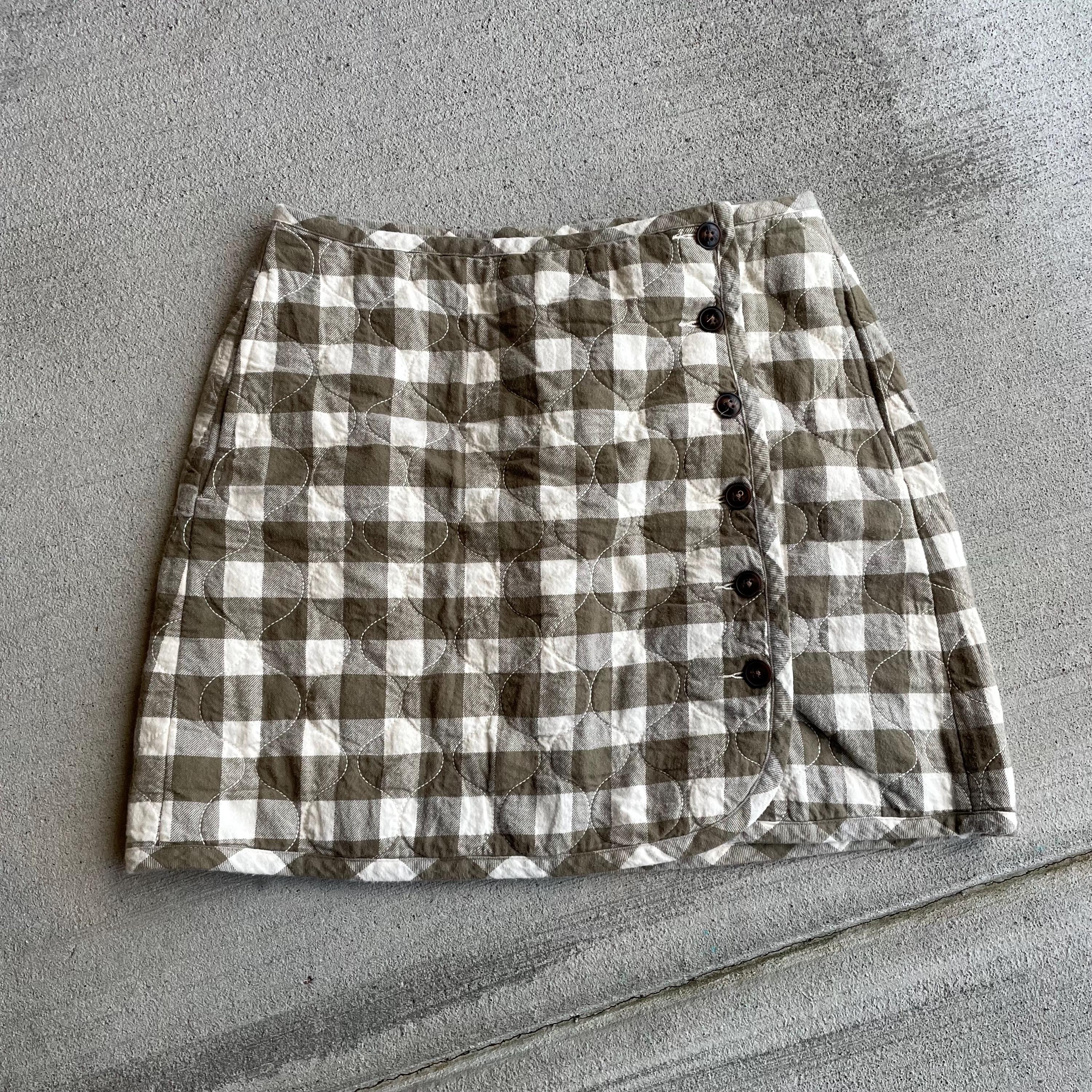 Madewell green plaid quilted skirt size 6 Graphic Tee – Fan Favorite · Great Gift For Fans