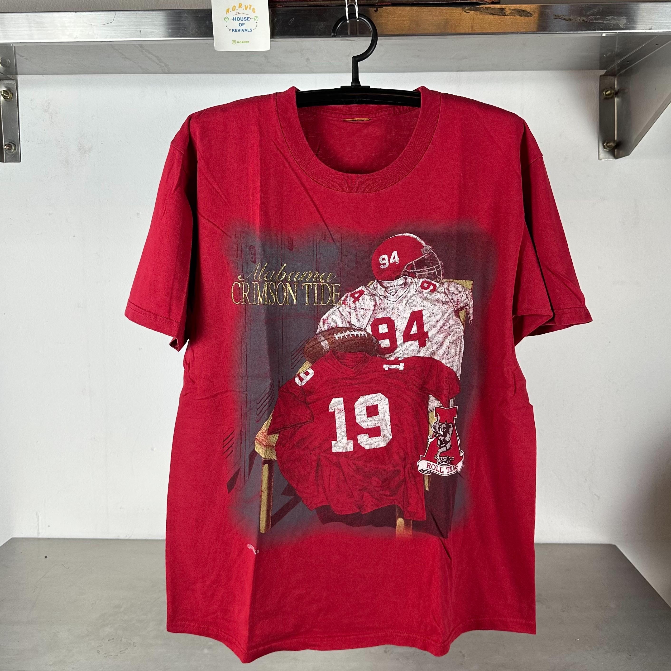 Vintage 90s Alabama Crimson Tide Football NCAA Large T shirt Vintage NCAA Tshirt Vintage Sports shirt Alabama Crimson Tide Tshirt Graphic Tee – Feel-Good Design · Top Pick For Any Outfit