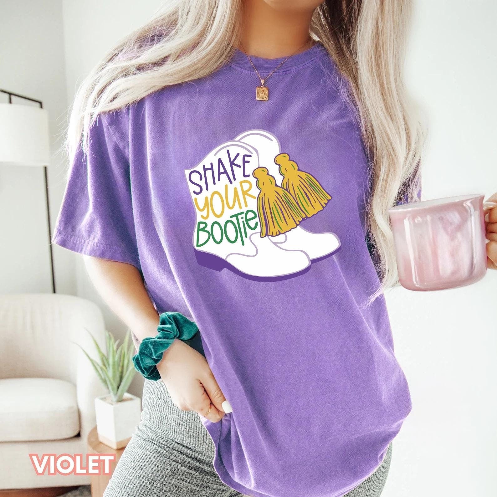 Shake Your Bootie Shirt Mardi Gras Boots Shirt Mardi Gras Sweatshirt Funny Mardi Gras Shirt Louisiana Mardi Gras Mardi Gras Beads Shirt Sweatshirt – Feel-Good Design · Perfect For Daily Wear