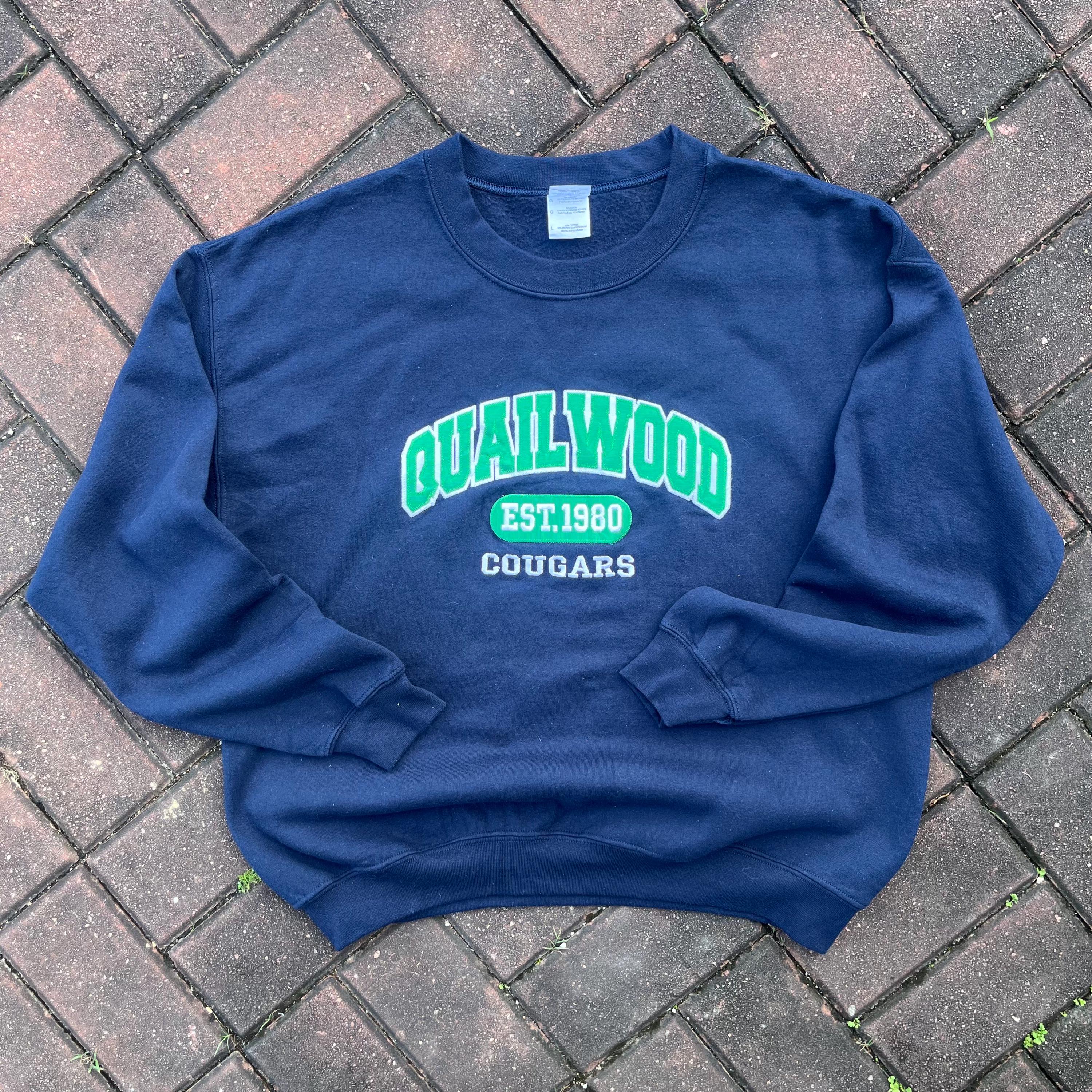 Vintage Y2K Gildan Tag Quailwood Cougars Spellout BigLogo Embroidered Sweatshirt Pullover Crewneck Sweater Baggie Colour NavyBlue Size Large Sweatshirt – Easygoing Wear · Must-Have Style