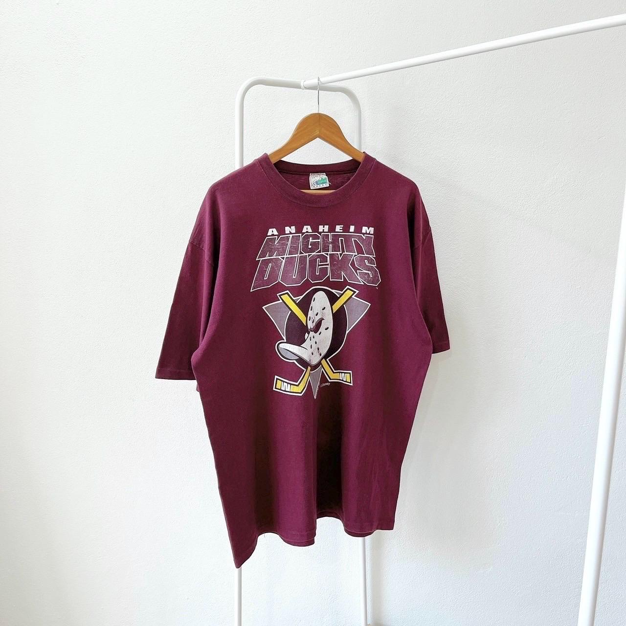 Vintage 90s Anaheim Ducks Vintage Mighty Ducks tee hockey Waves purple t shirt XL Graphic Tee – Premium Graphic · Perfect For Daily Wear